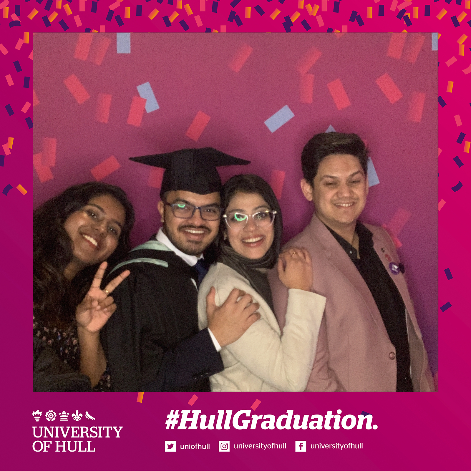 Hull Graduation.. | View more photos from the event at gallery.magicimages.uk/u/MagicImages/Hull-Graduation-8