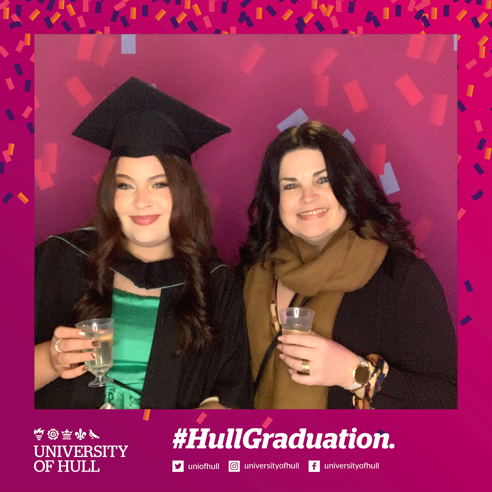 Hull Graduation.. | View more photos from the event at gallery.magicimages.uk/u/MagicImages/Hull-Graduation-8
