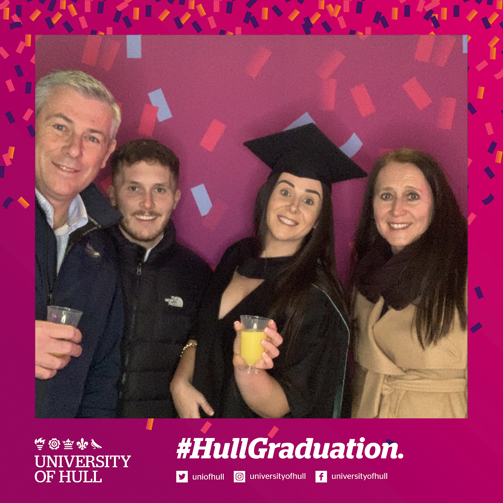 Hull Graduation.. | View more photos from the event at gallery.magicimages.uk/u/MagicImages/Hull-Graduation-8