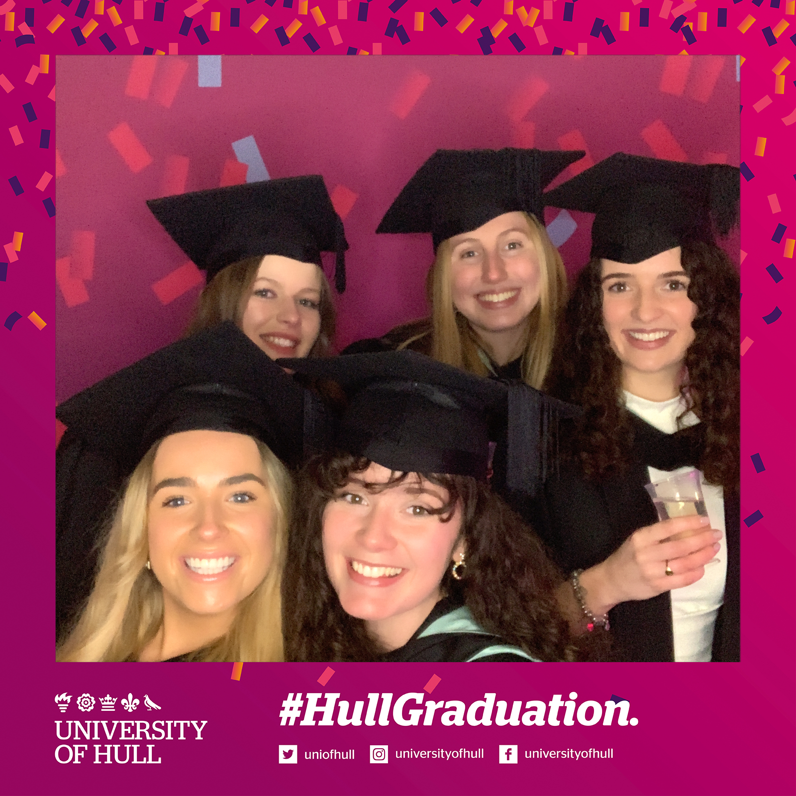 Hull Graduation.. | View more photos from the event at gallery.magicimages.uk/u/MagicImages/Hull-Graduation-8
