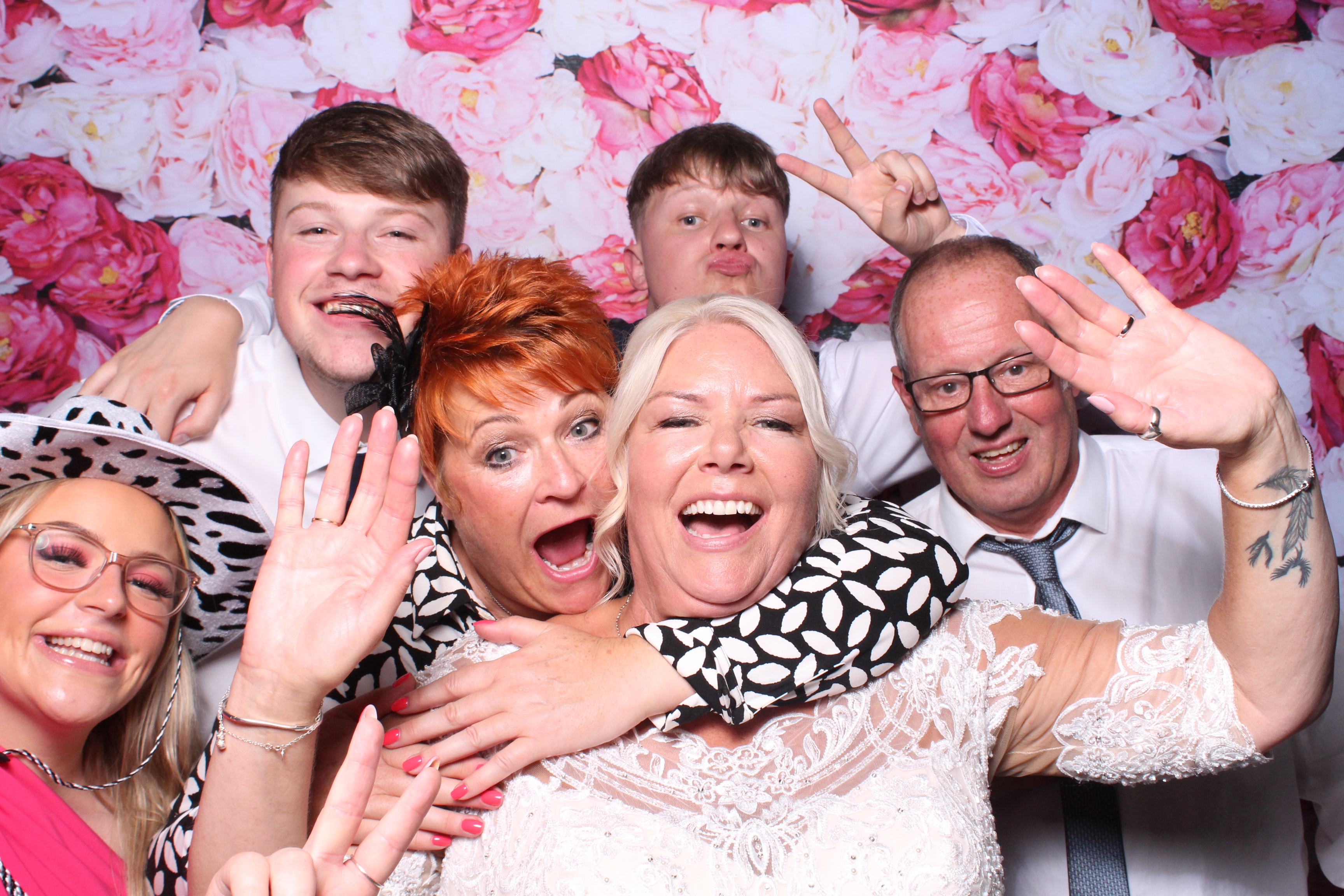 Julie & Chris’s wedding | View more photos from the event at gallery.magicimages.uk/u/MagicImages/Julie-Chris’s-wedding