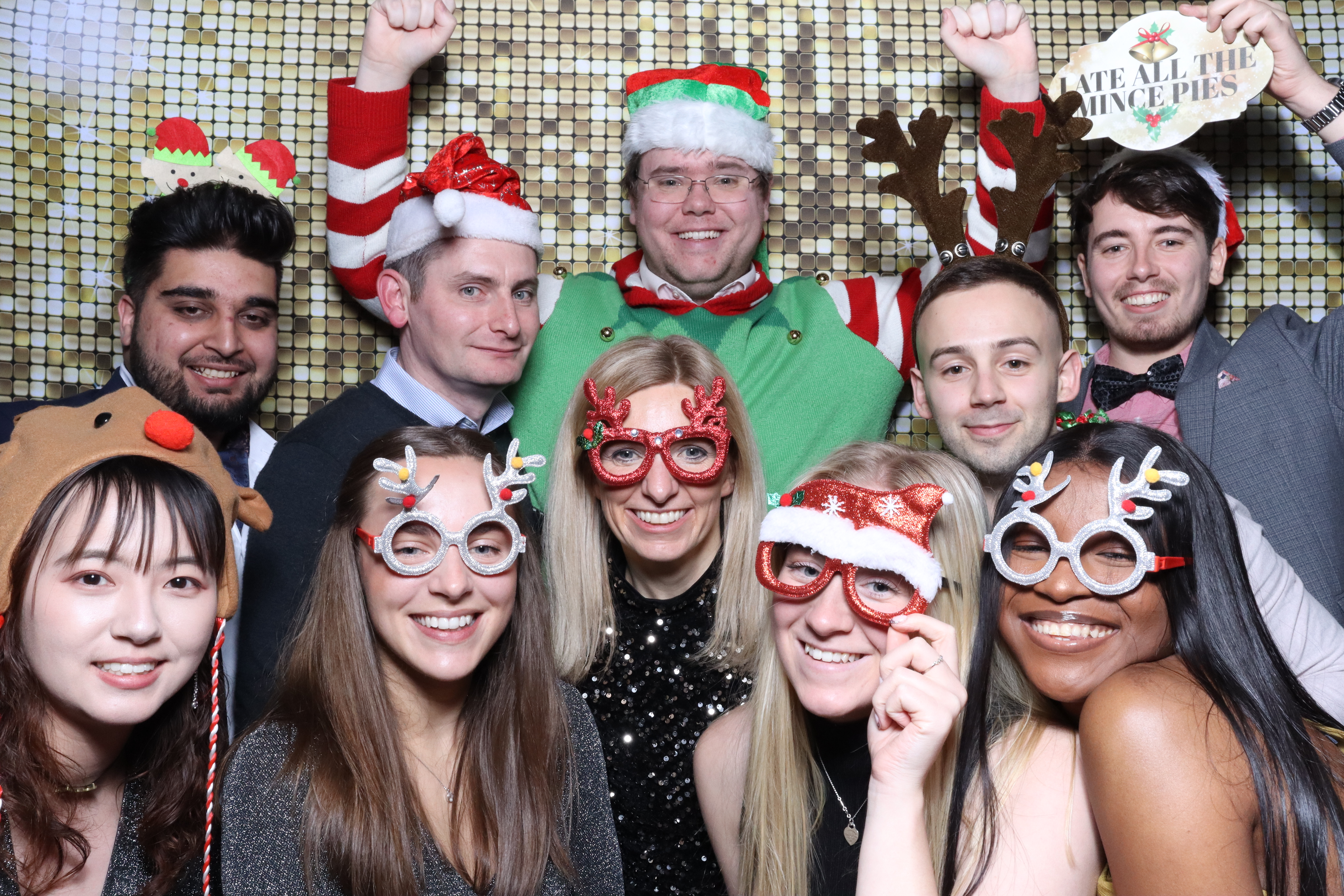 KPMG End Of Year Party  | View more photos from the event at gallery.magicimages.uk/u/MagicImages/KPMG-End-Of-Year-Party