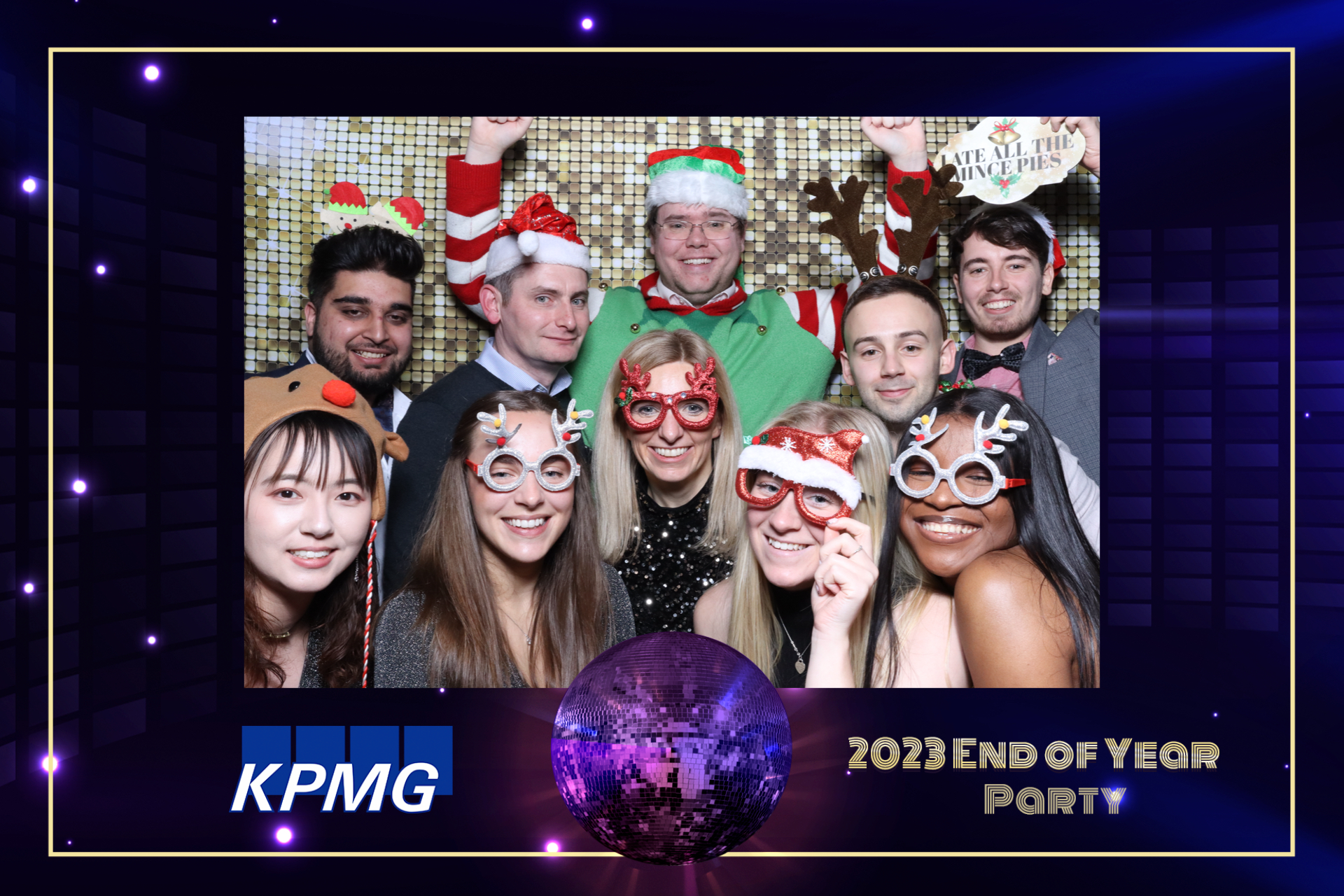 KPMG End Of Year Party  | View more photos from the event at gallery.magicimages.uk/u/MagicImages/KPMG-End-Of-Year-Party