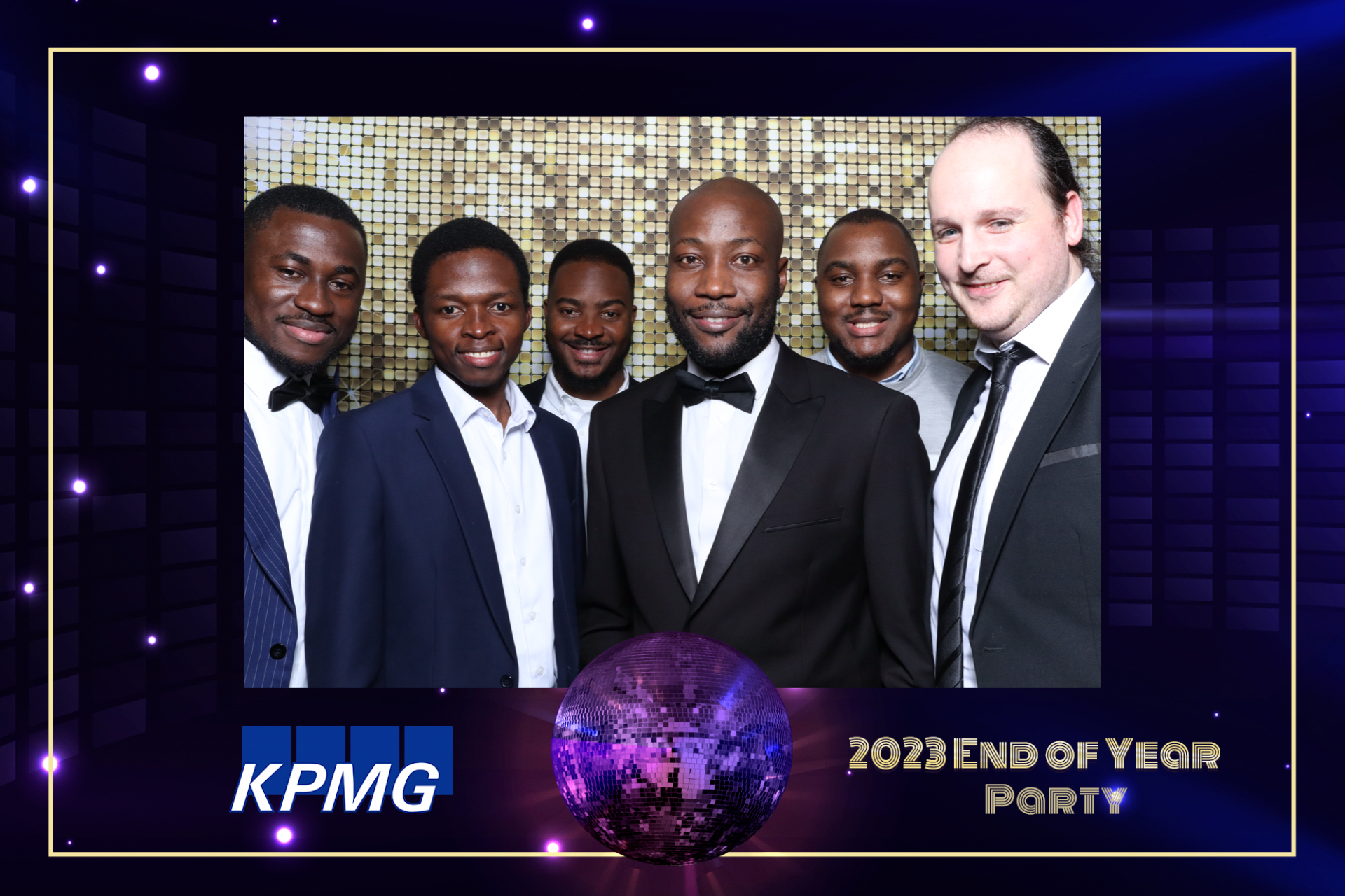KPMG End Of Year Party  | View more photos from the event at gallery.magicimages.uk/u/MagicImages/KPMG-End-Of-Year-Party