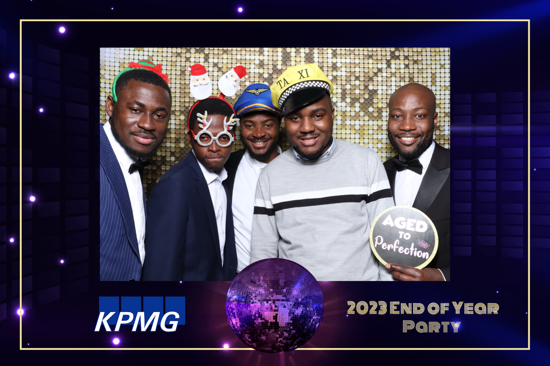 KPMG End Of Year Party  | View more photos from the event at gallery.magicimages.uk/u/MagicImages/KPMG-End-Of-Year-Party