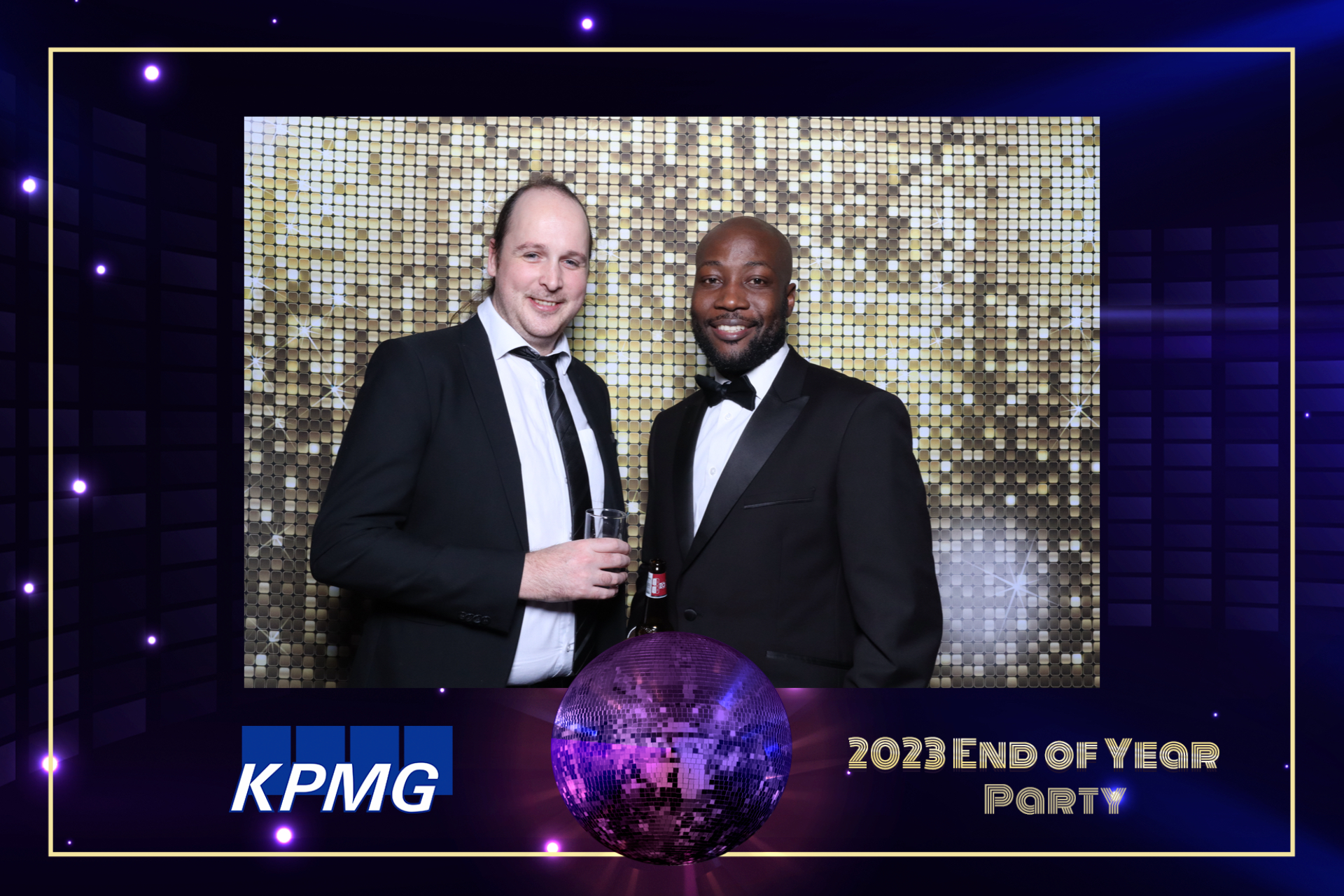 KPMG End Of Year Party  | View more photos from the event at gallery.magicimages.uk/u/MagicImages/KPMG-End-Of-Year-Party