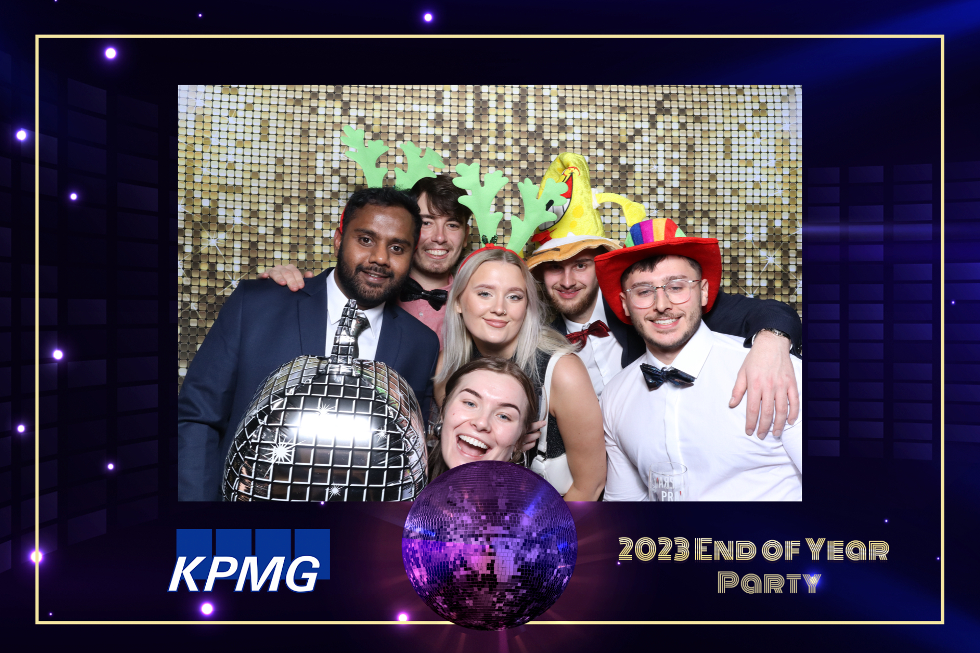 KPMG End Of Year Party  | View more photos from the event at gallery.magicimages.uk/u/MagicImages/KPMG-End-Of-Year-Party