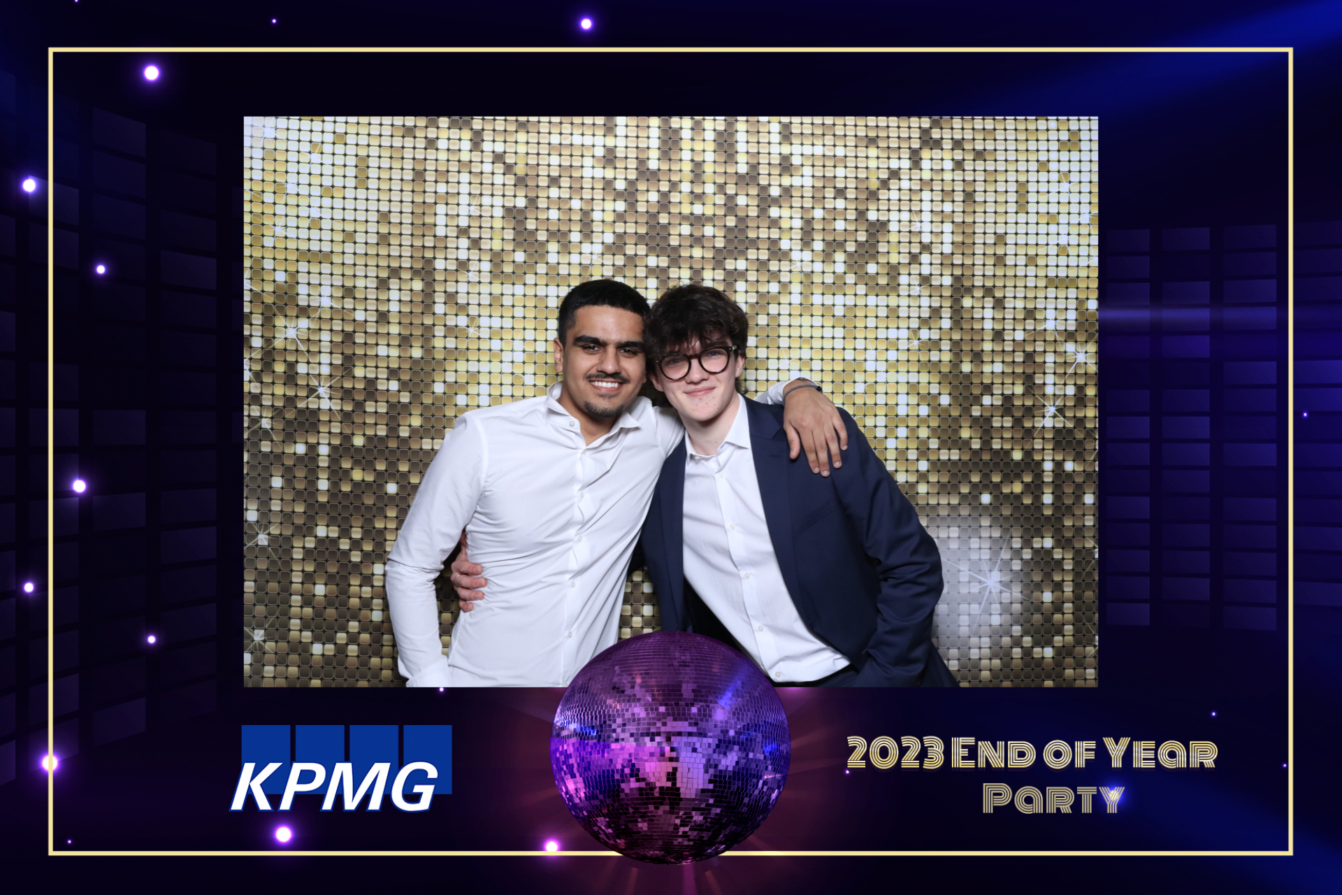 KPMG End Of Year Party  | View more photos from the event at gallery.magicimages.uk/u/MagicImages/KPMG-End-Of-Year-Party