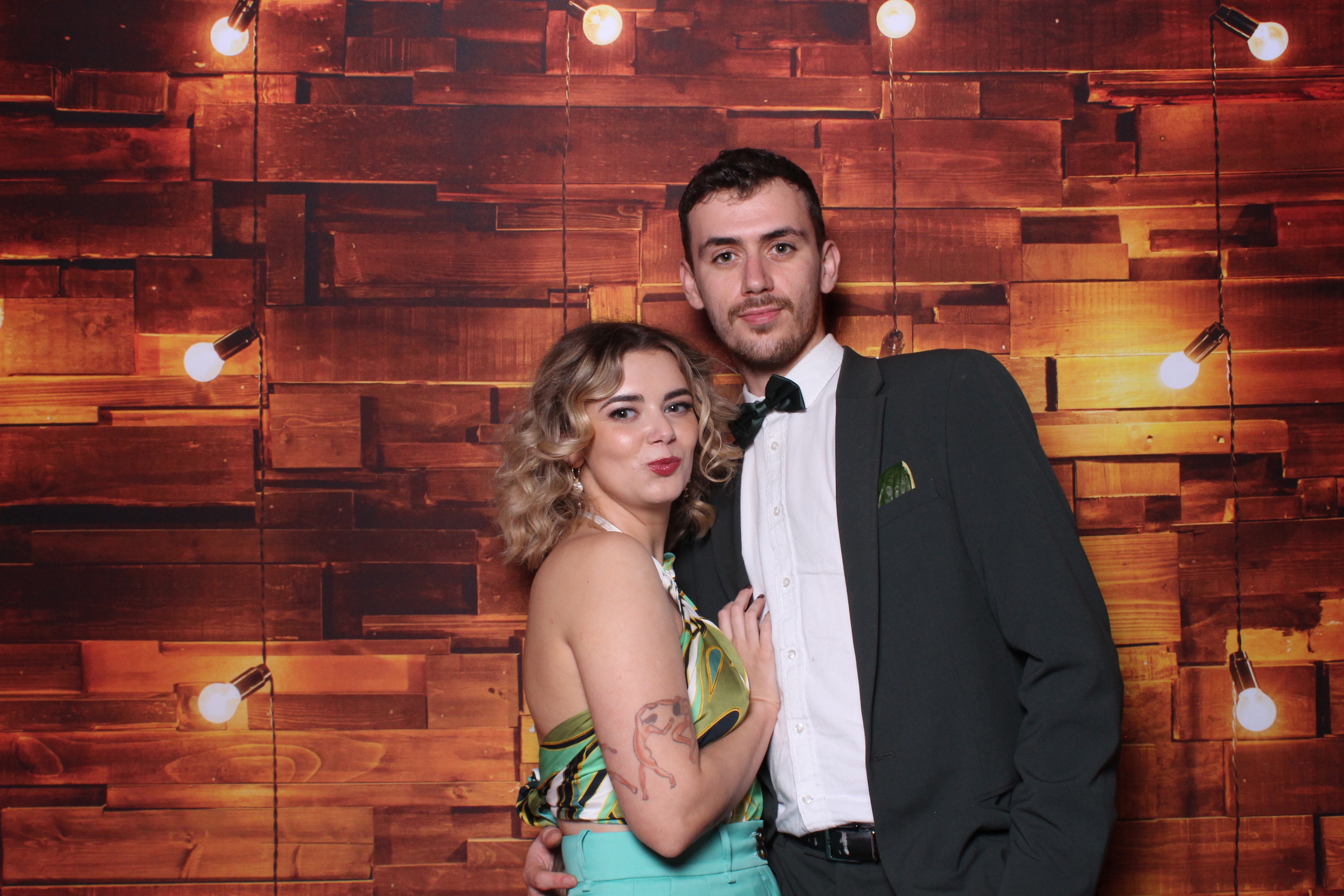 Keiran & Ellisha | View more photos from the event at gallery.magicimages.uk/u/MagicImages/Keiran-Ellisha