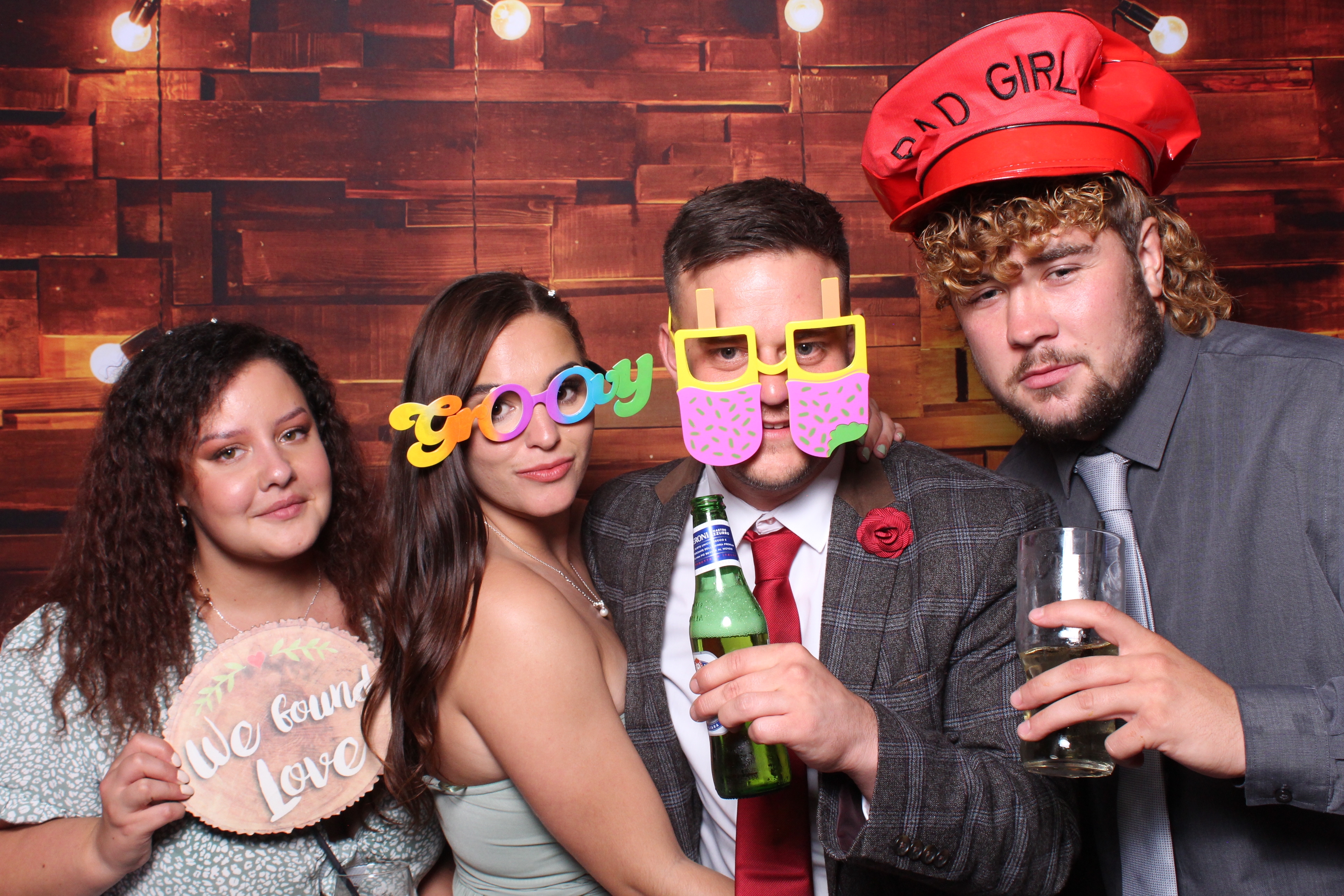Keiran & Ellisha | View more photos from the event at gallery.magicimages.uk/u/MagicImages/Keiran-Ellisha