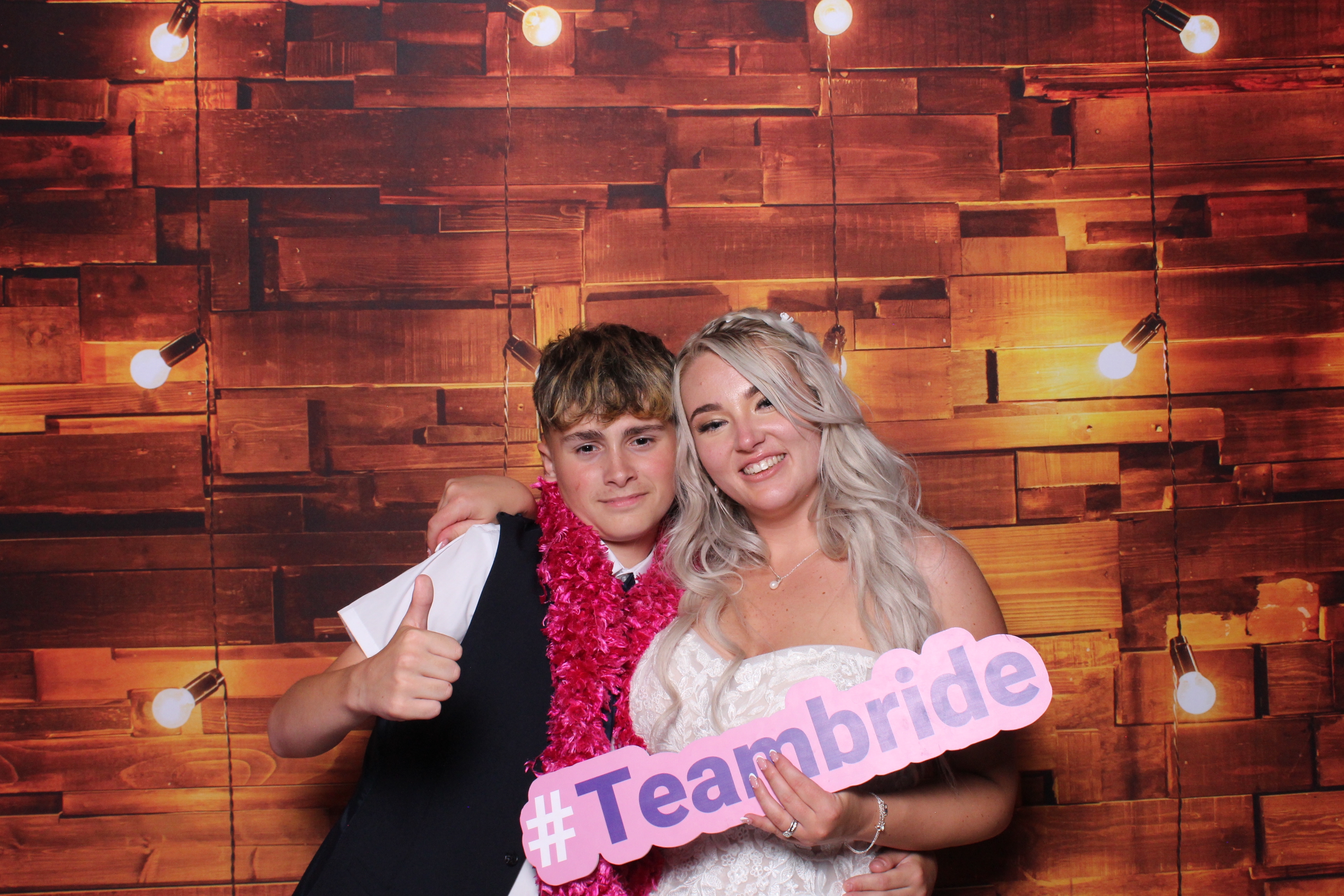 Keiran & Ellisha | View more photos from the event at gallery.magicimages.uk/u/MagicImages/Keiran-Ellisha
