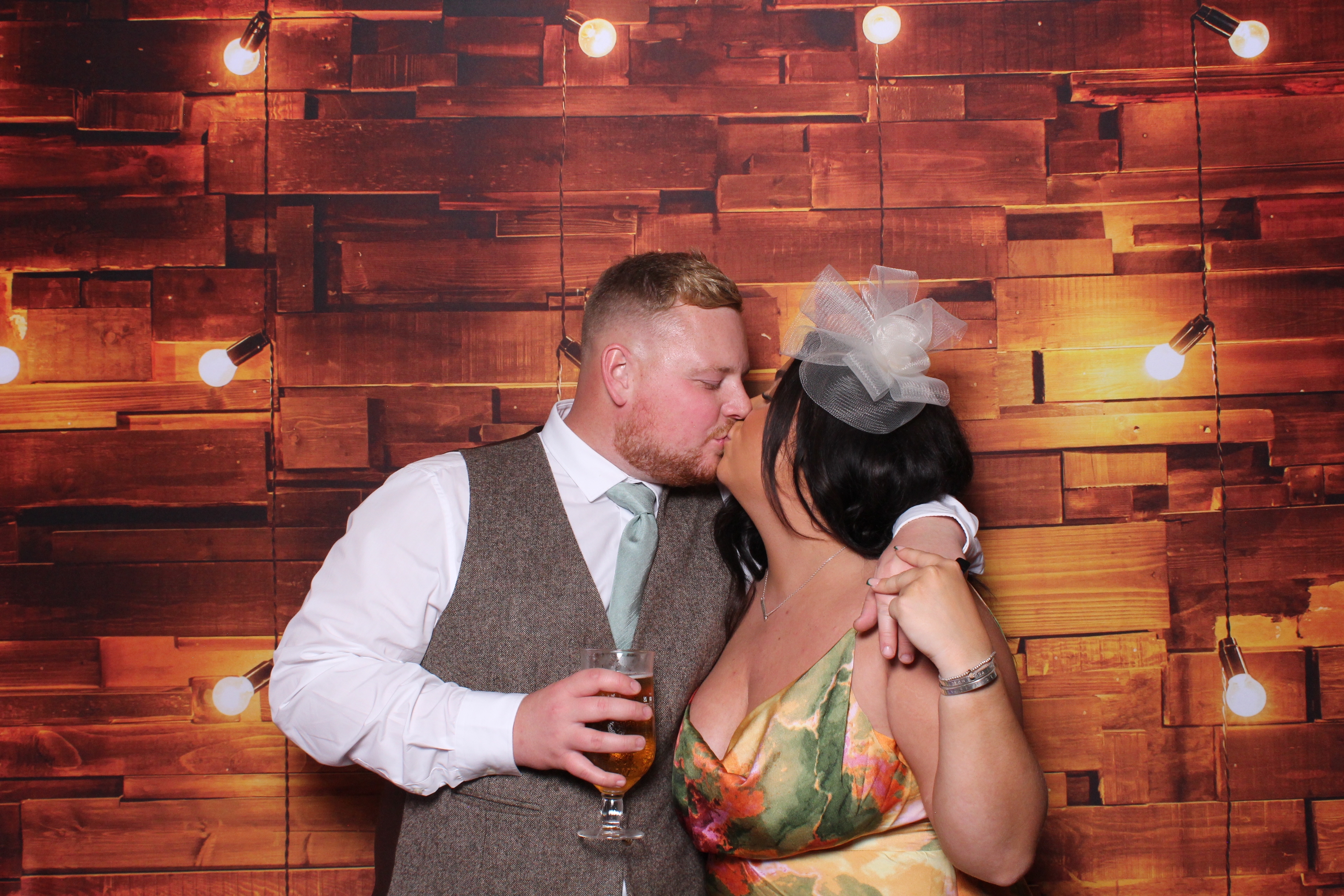 Keiran & Ellisha | View more photos from the event at gallery.magicimages.uk/u/MagicImages/Keiran-Ellisha