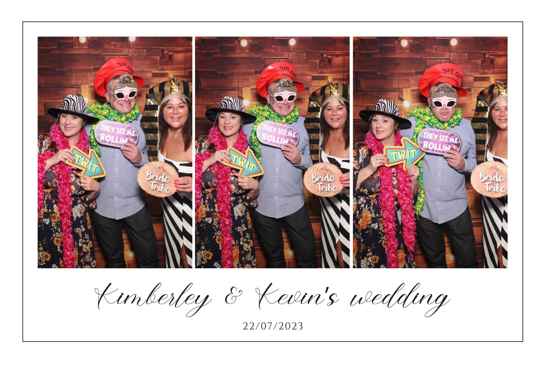 Kimberley & Kevin  | View more photos from the event at gallery.magicimages.uk/u/MagicImages/Kimberley-Kevin