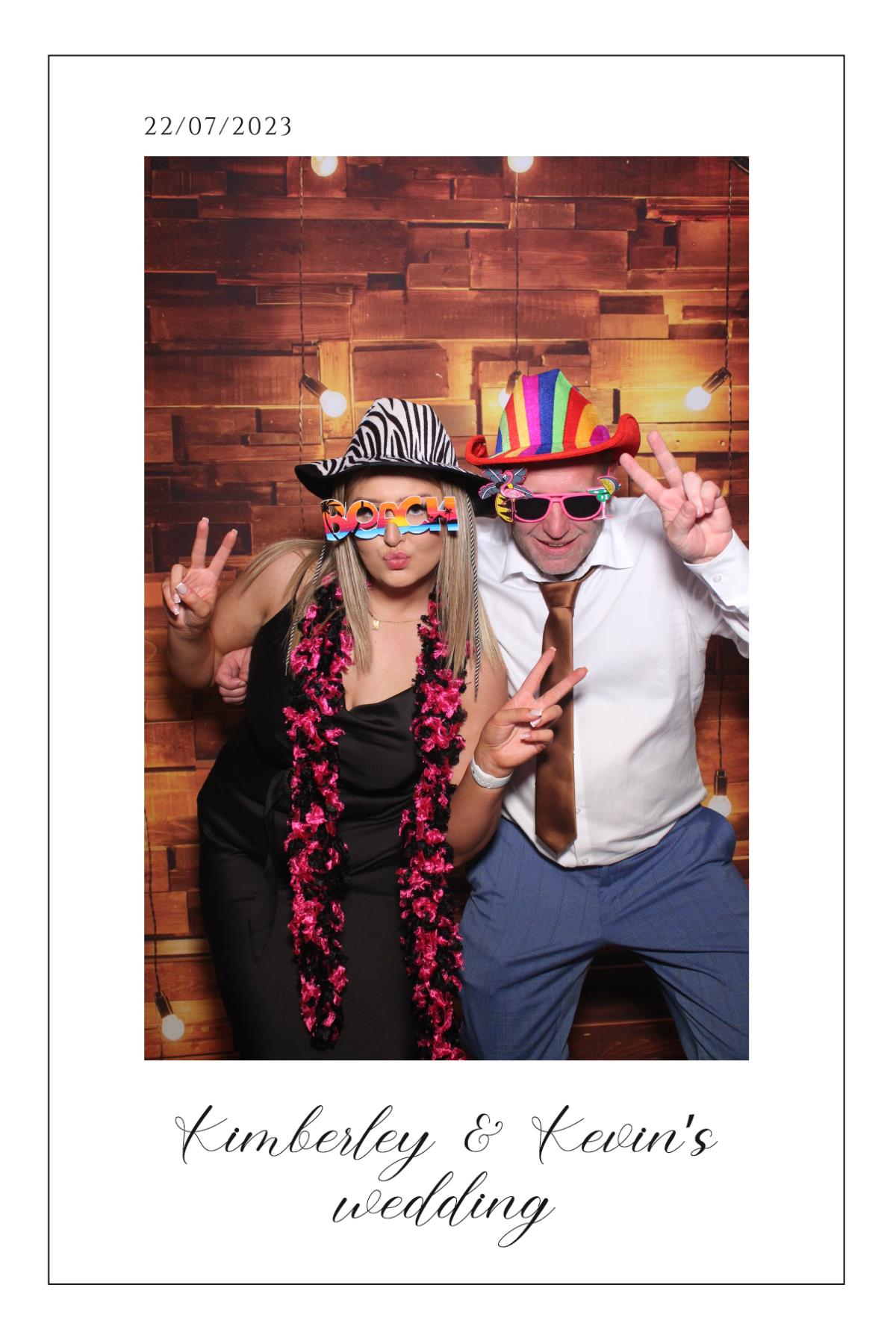 Kimberley & Kevin  | View more photos from the event at gallery.magicimages.uk/u/MagicImages/Kimberley-Kevin