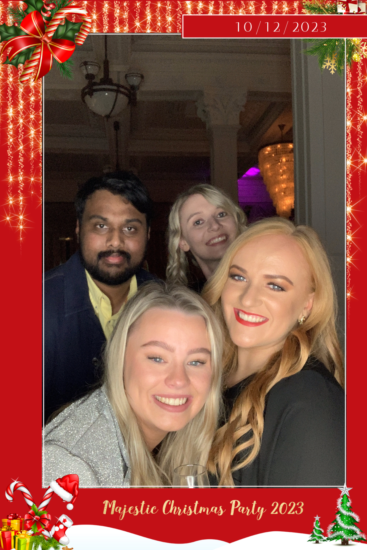 Majestic Staff Christmas Party   | View more photos from the event at gallery.magicimages.uk/u/MagicImages/Majestic-Staff-Christmas-Party