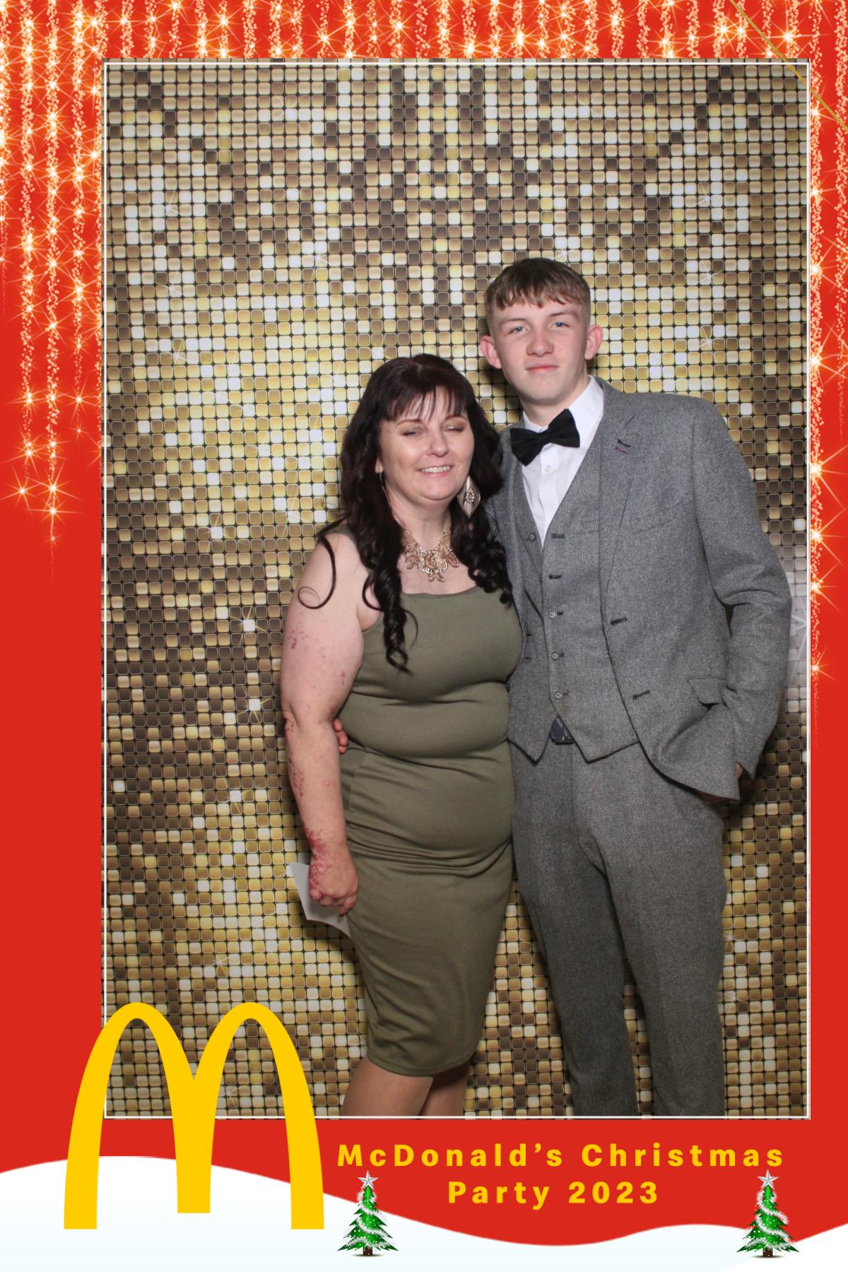 McDonalds Christmas Party  | View more photos from the event at gallery.magicimages.uk/u/MagicImages/McDonalds-Christmas-Party