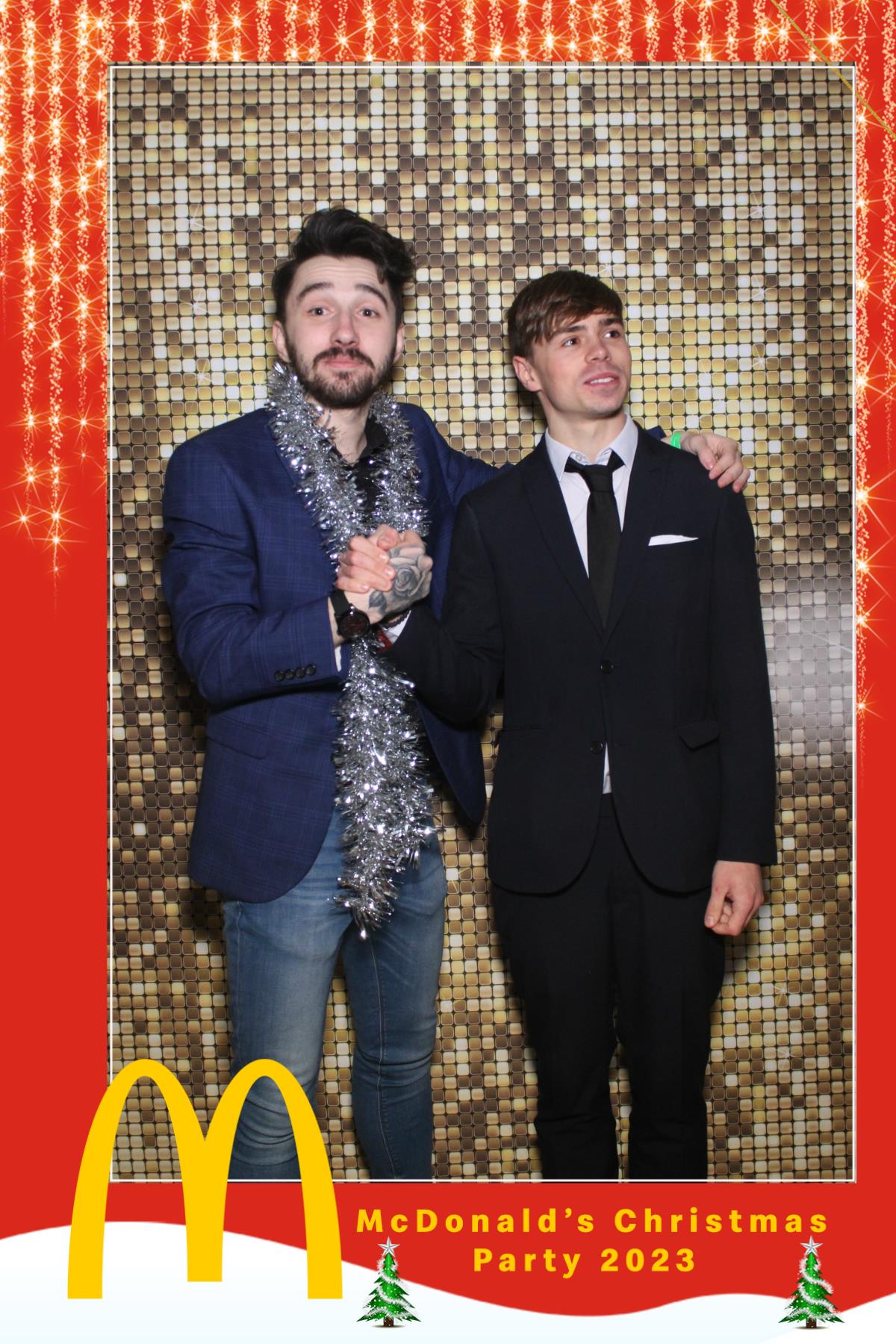 McDonalds Christmas Party  | View more photos from the event at gallery.magicimages.uk/u/MagicImages/McDonalds-Christmas-Party