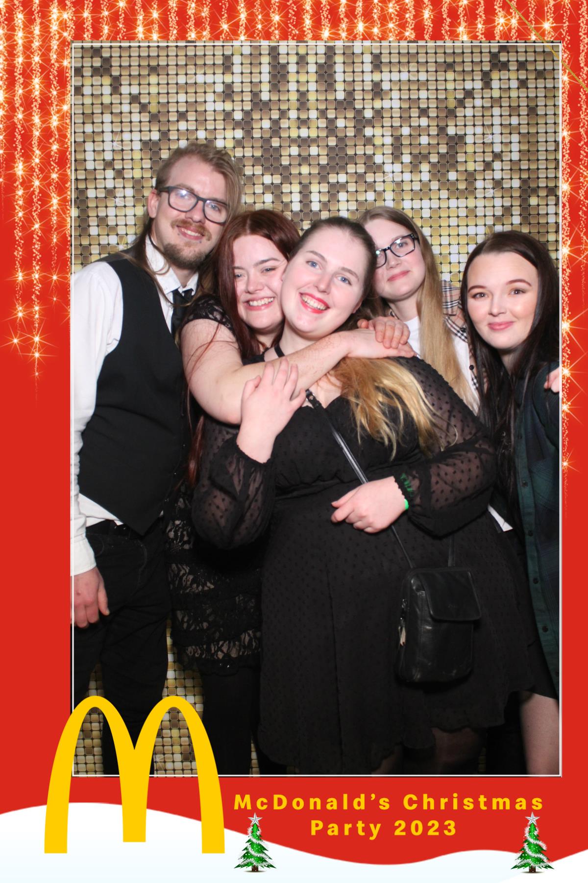 McDonalds Christmas Party  | View more photos from the event at gallery.magicimages.uk/u/MagicImages/McDonalds-Christmas-Party