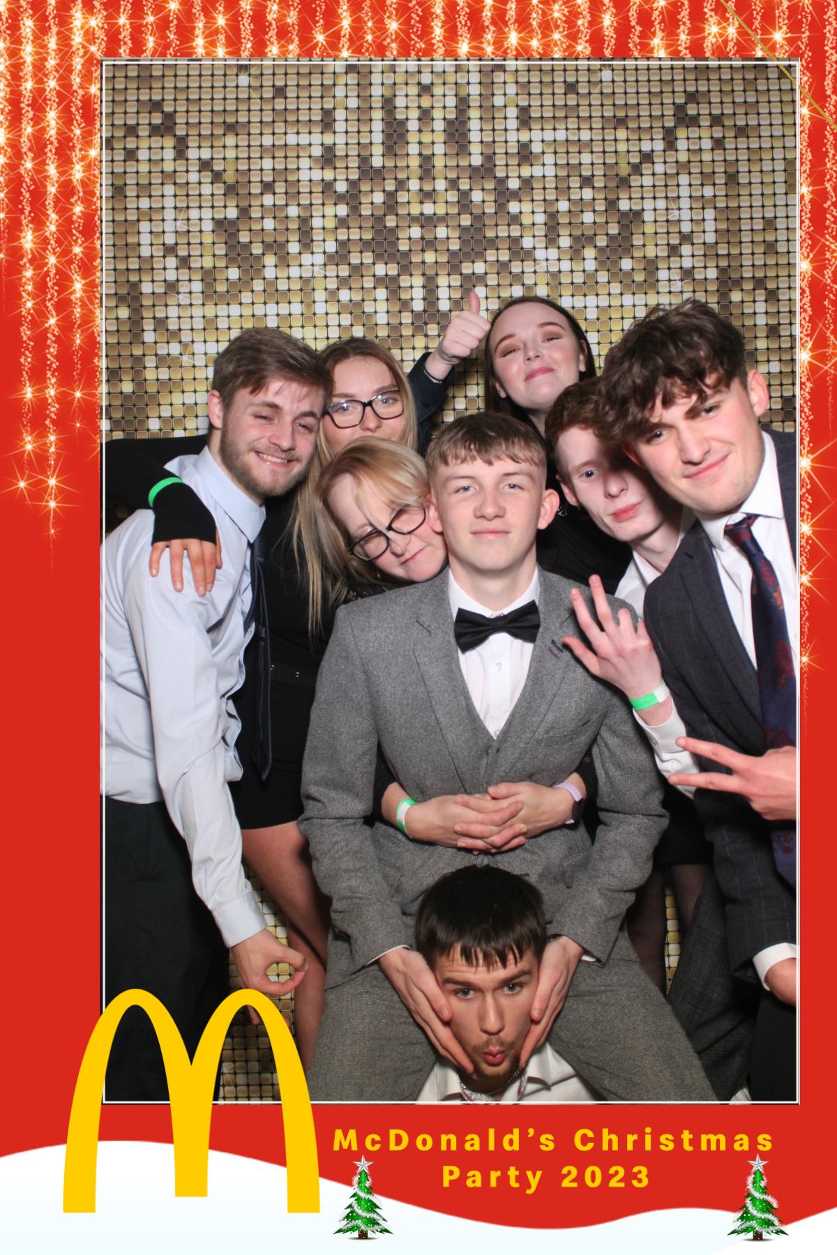 McDonalds Christmas Party  | View more photos from the event at gallery.magicimages.uk/u/MagicImages/McDonalds-Christmas-Party