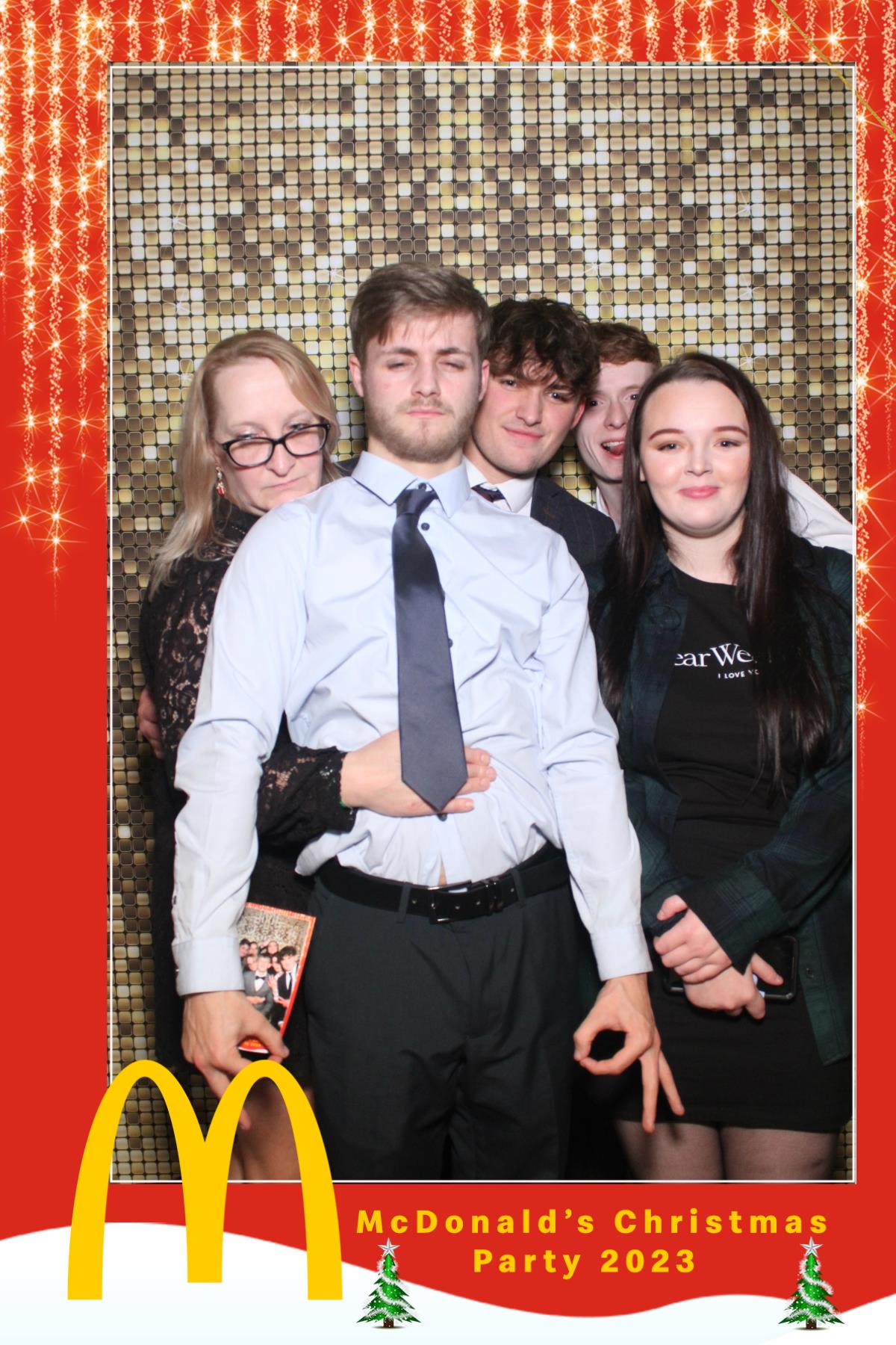 McDonalds Christmas Party  | View more photos from the event at gallery.magicimages.uk/u/MagicImages/McDonalds-Christmas-Party