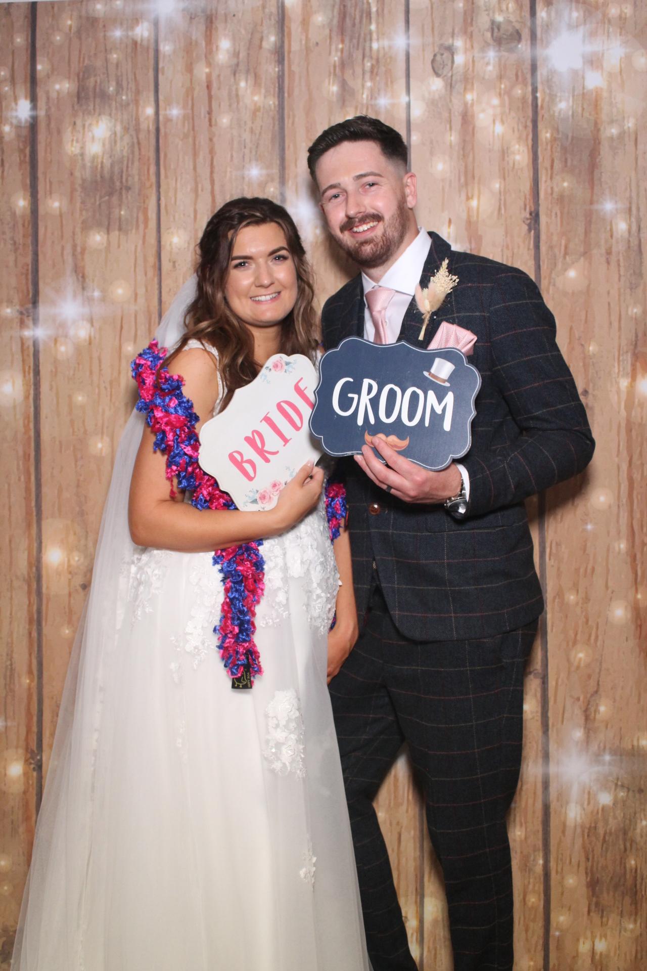 Mitchell & Evangelene  | View more photos from the event at gallery.magicimages.uk/u/MagicImages/Mitchell-Evangelene
