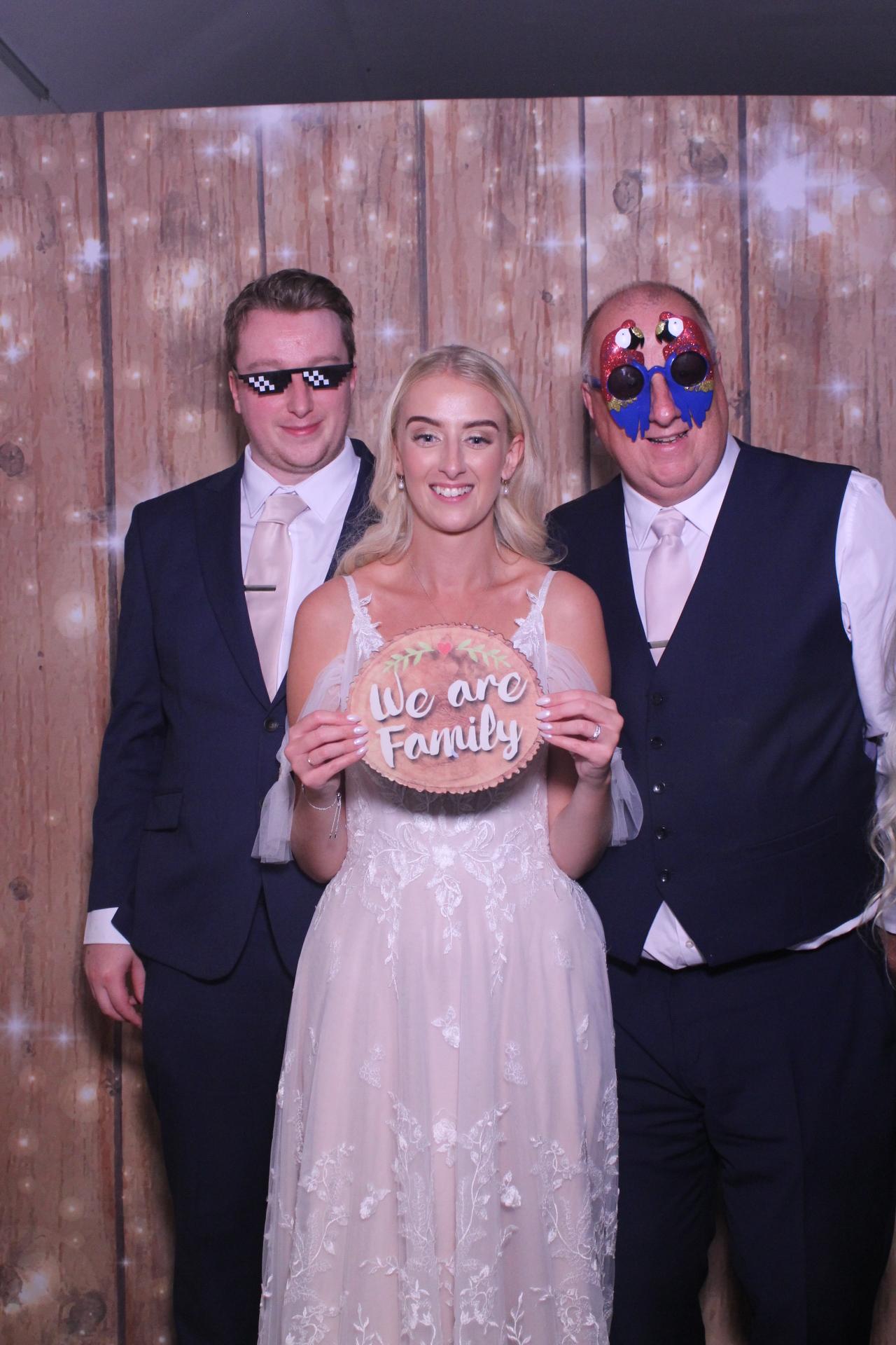 Mr & Mrs Austin  | View more photos from the event at gallery.magicimages.uk/u/MagicImages/Mr-Mrs-Austin