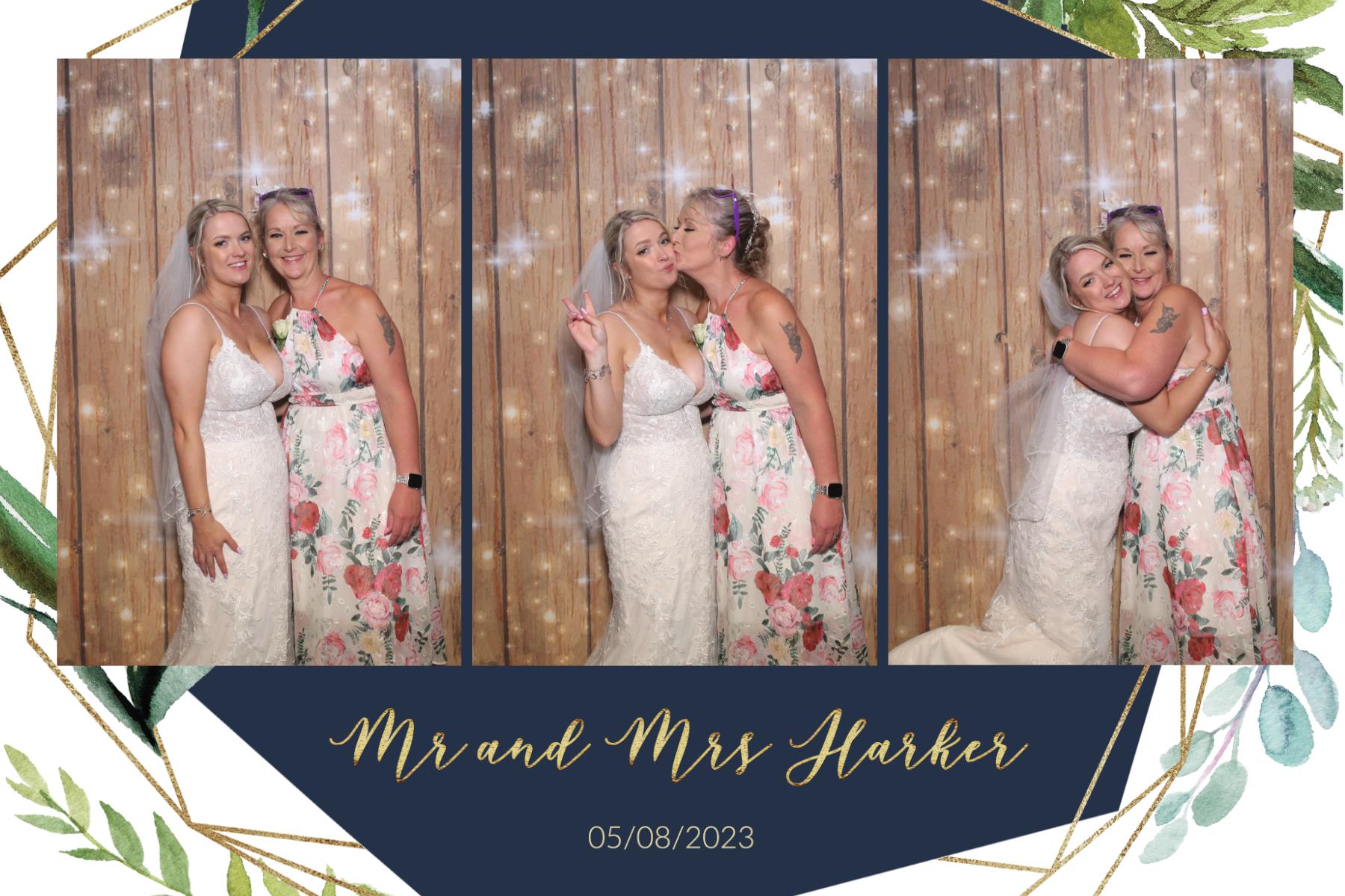 Mr & Mrs Harker  | View more photos from the event at gallery.magicimages.uk/u/MagicImages/Mr-Mrs-Harker