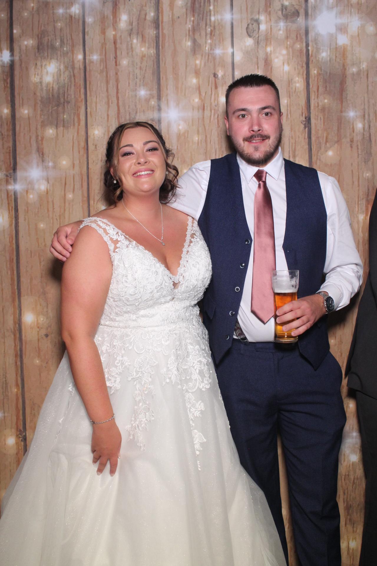 Mr & Mrs Mellor  | View more photos from the event at gallery.magicimages.uk/u/MagicImages/Mr-Mrs-Mellor
