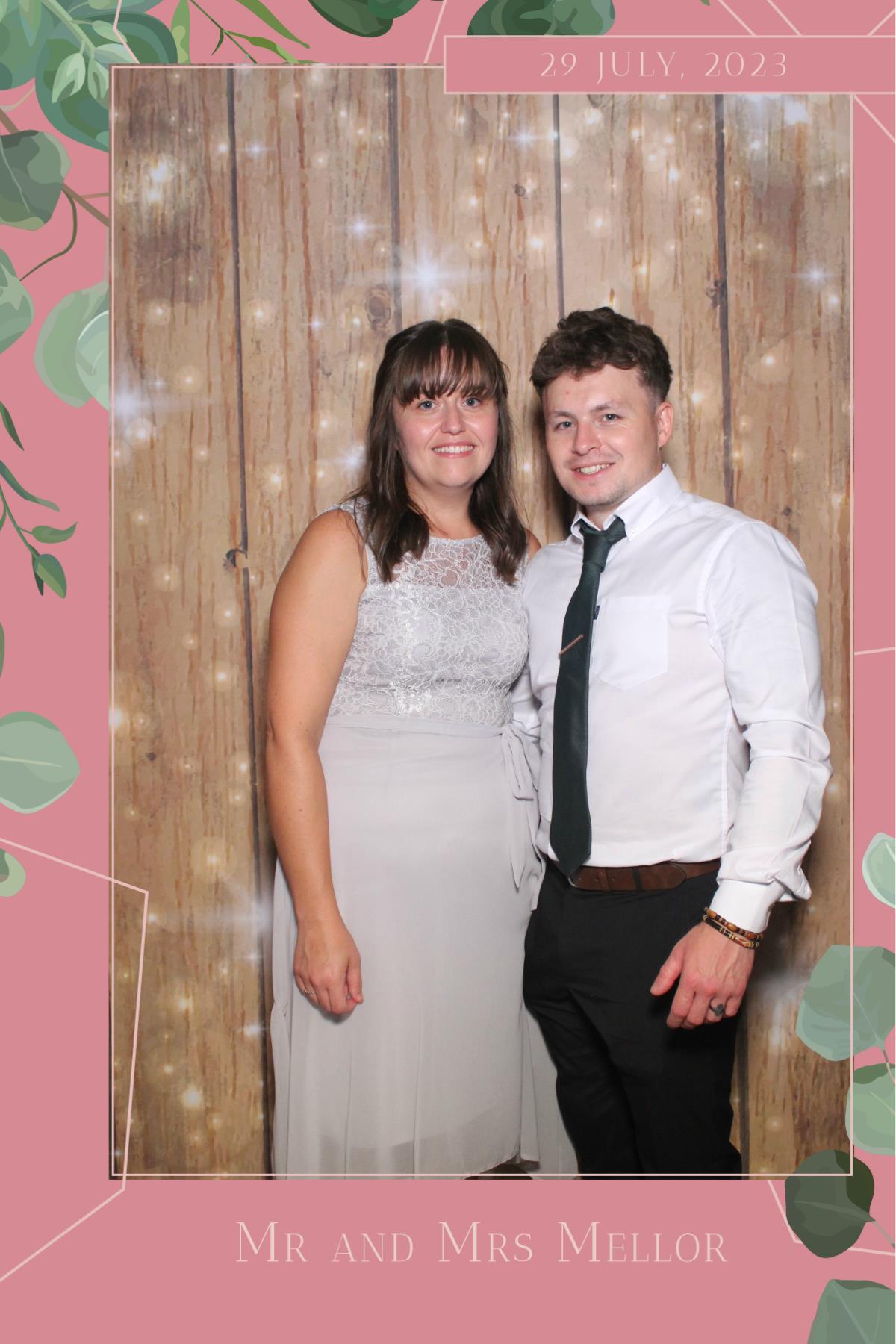 Mr & Mrs Mellor  | View more photos from the event at gallery.magicimages.uk/u/MagicImages/Mr-Mrs-Mellor