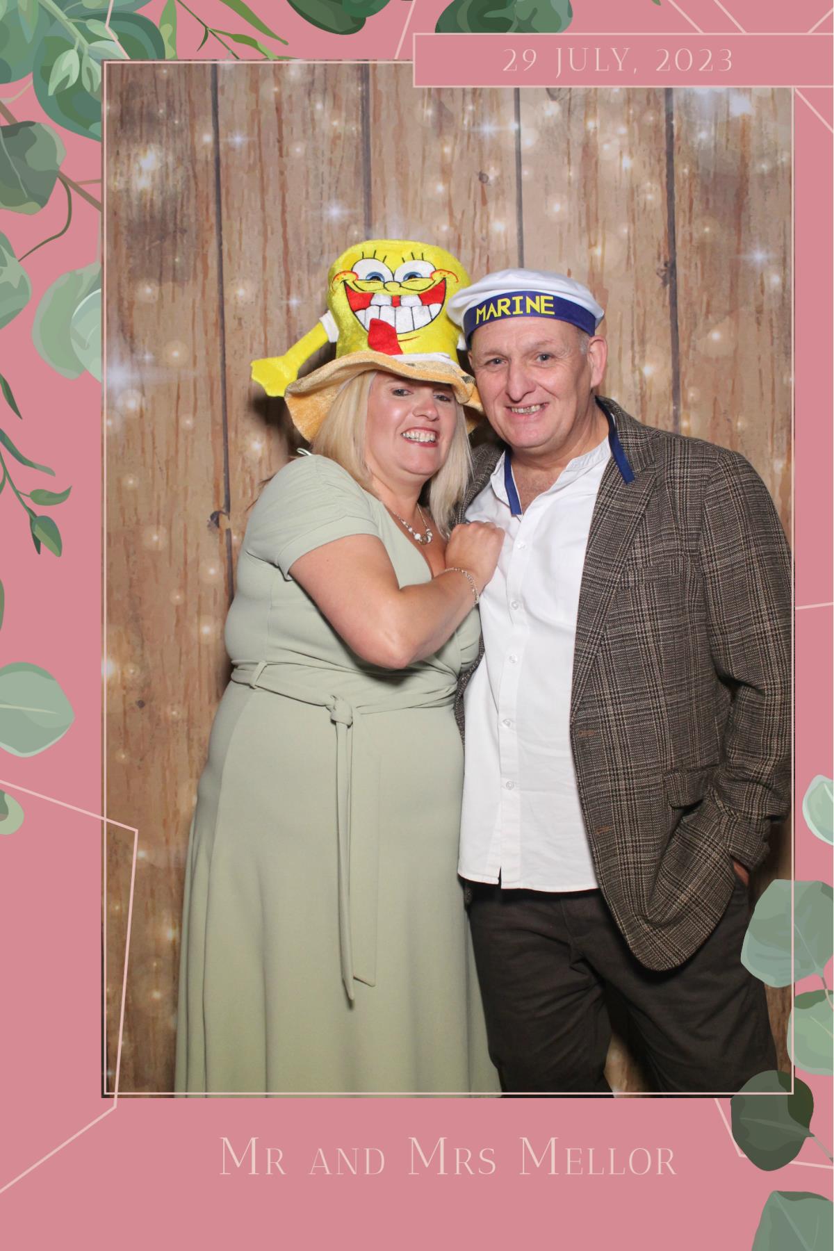 Mr & Mrs Mellor  | View more photos from the event at gallery.magicimages.uk/u/MagicImages/Mr-Mrs-Mellor