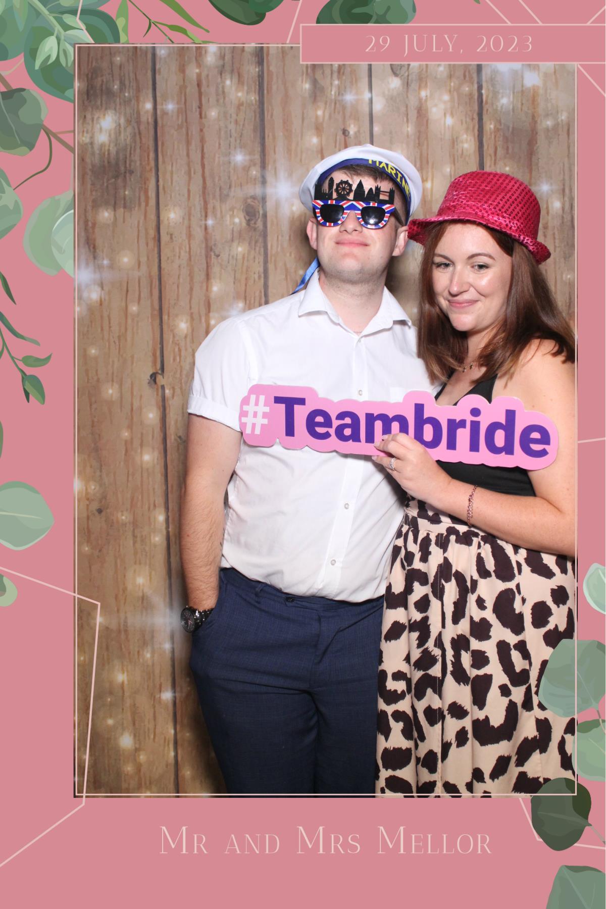 Mr & Mrs Mellor  | View more photos from the event at gallery.magicimages.uk/u/MagicImages/Mr-Mrs-Mellor