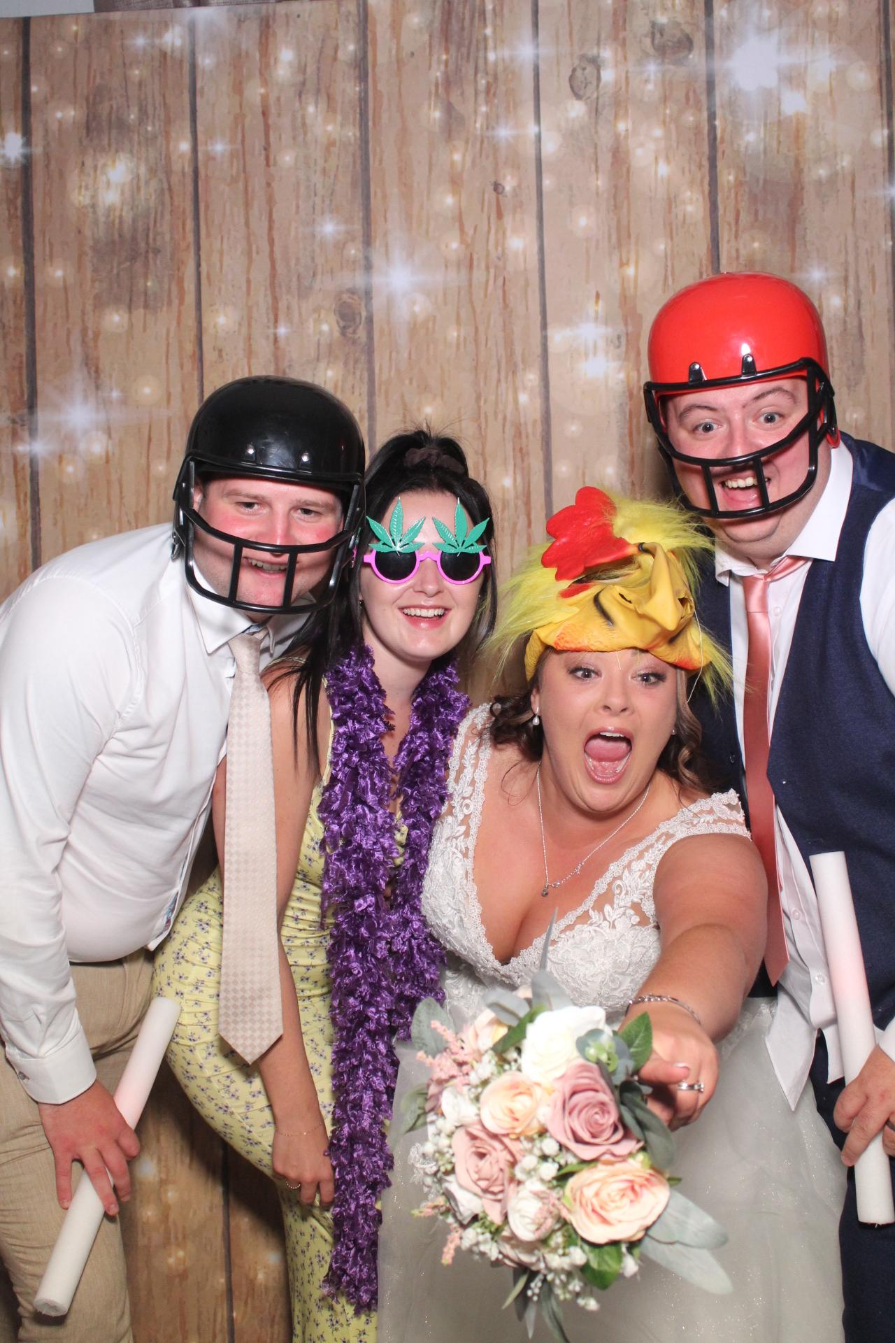 Mr & Mrs Mellor  | View more photos from the event at gallery.magicimages.uk/u/MagicImages/Mr-Mrs-Mellor