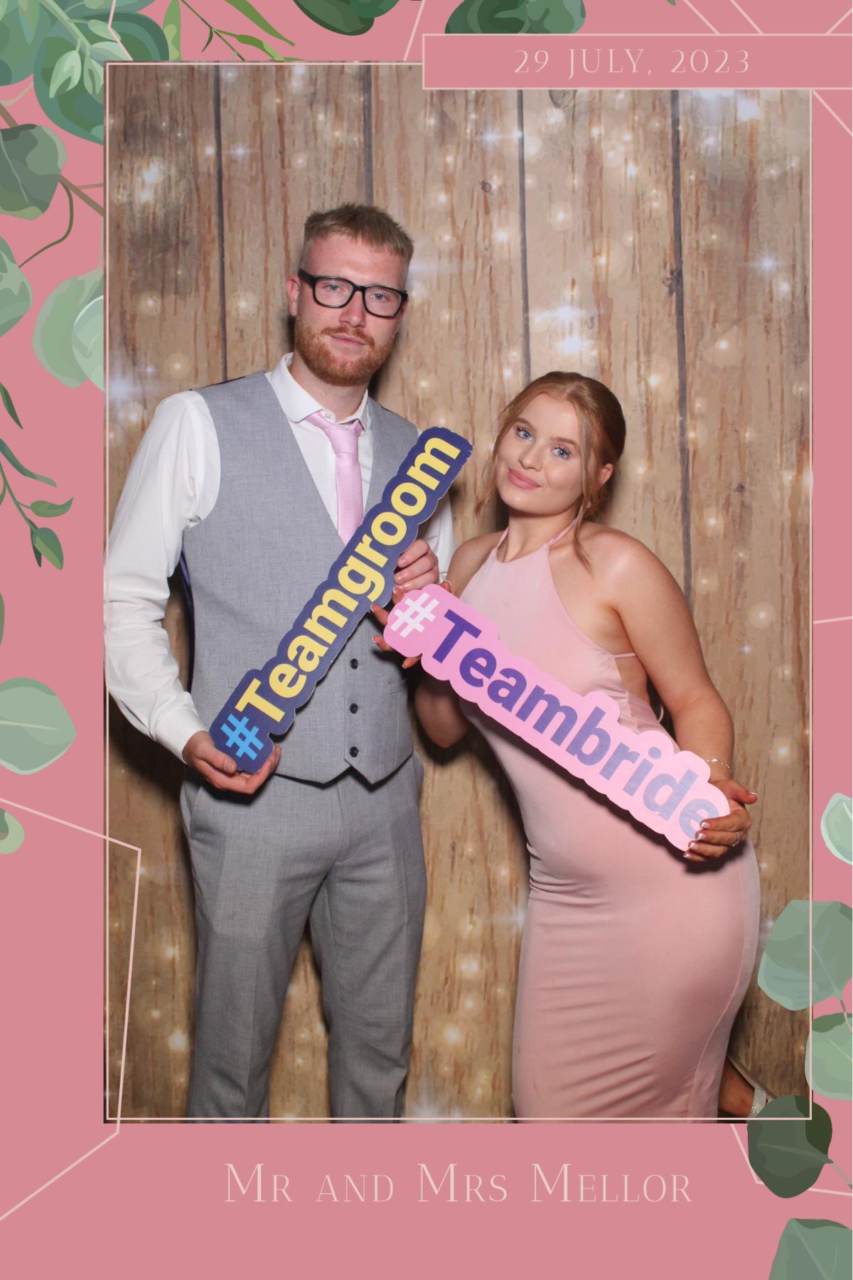 Mr & Mrs Mellor  | View more photos from the event at gallery.magicimages.uk/u/MagicImages/Mr-Mrs-Mellor