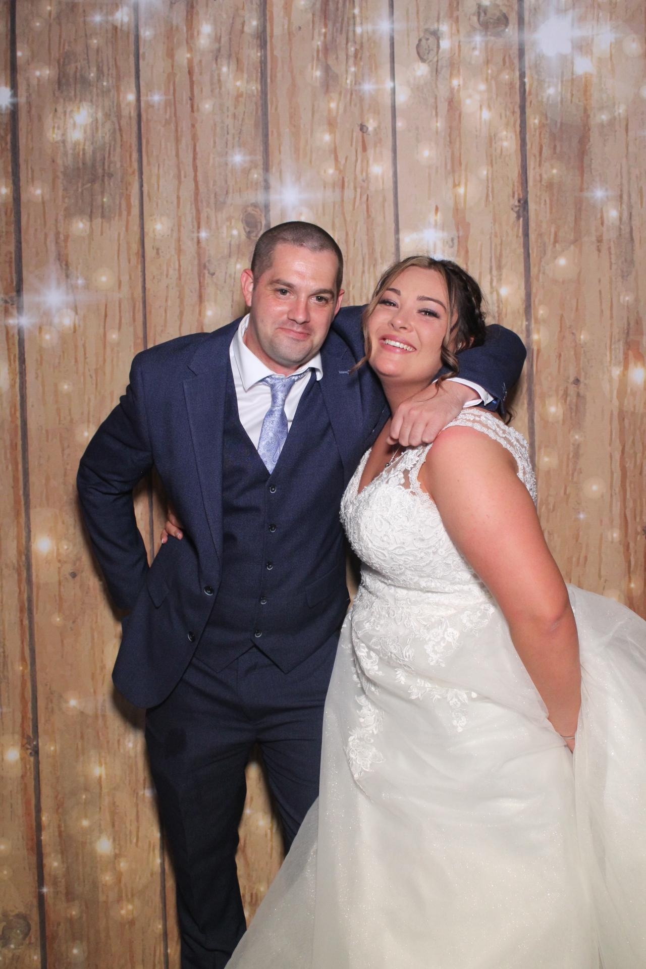 Mr & Mrs Mellor  | View more photos from the event at gallery.magicimages.uk/u/MagicImages/Mr-Mrs-Mellor