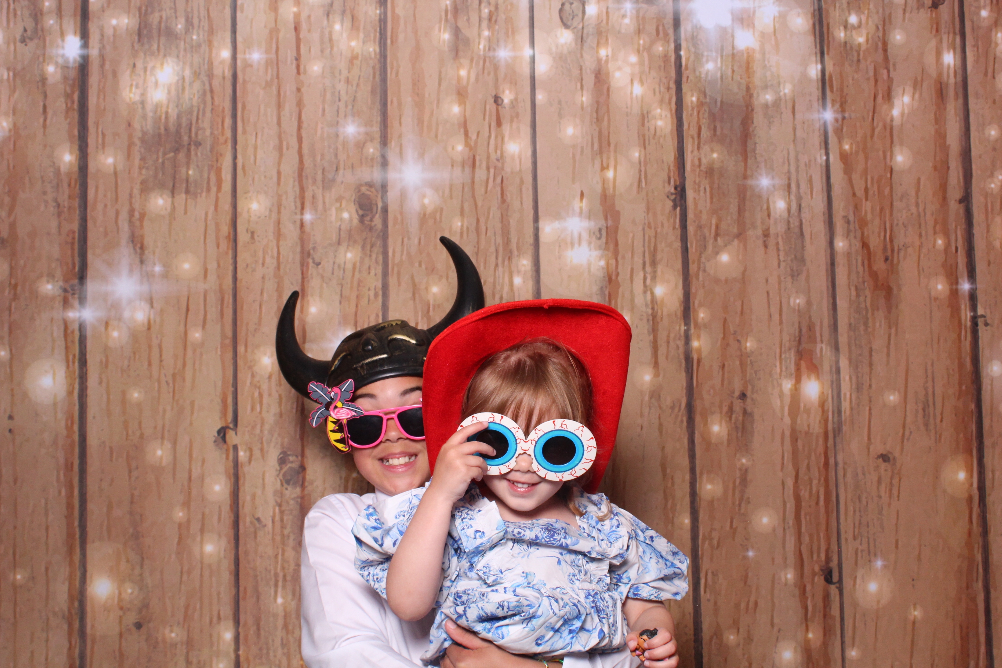 Naomi & Sam  | View more photos from the event at gallery.magicimages.uk/u/MagicImages/Naomi-Sam