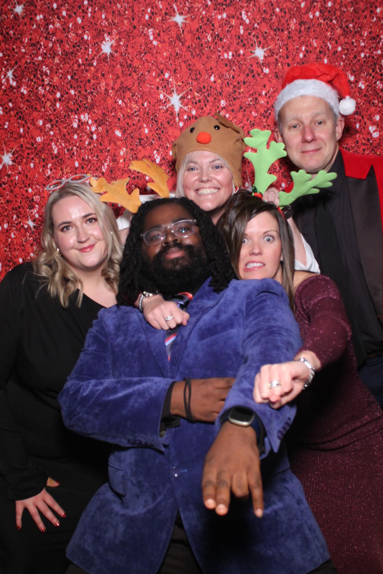 OCL Christmas party  | View more photos from the event at gallery.magicimages.uk/u/MagicImages/OCL-Christmas-party
