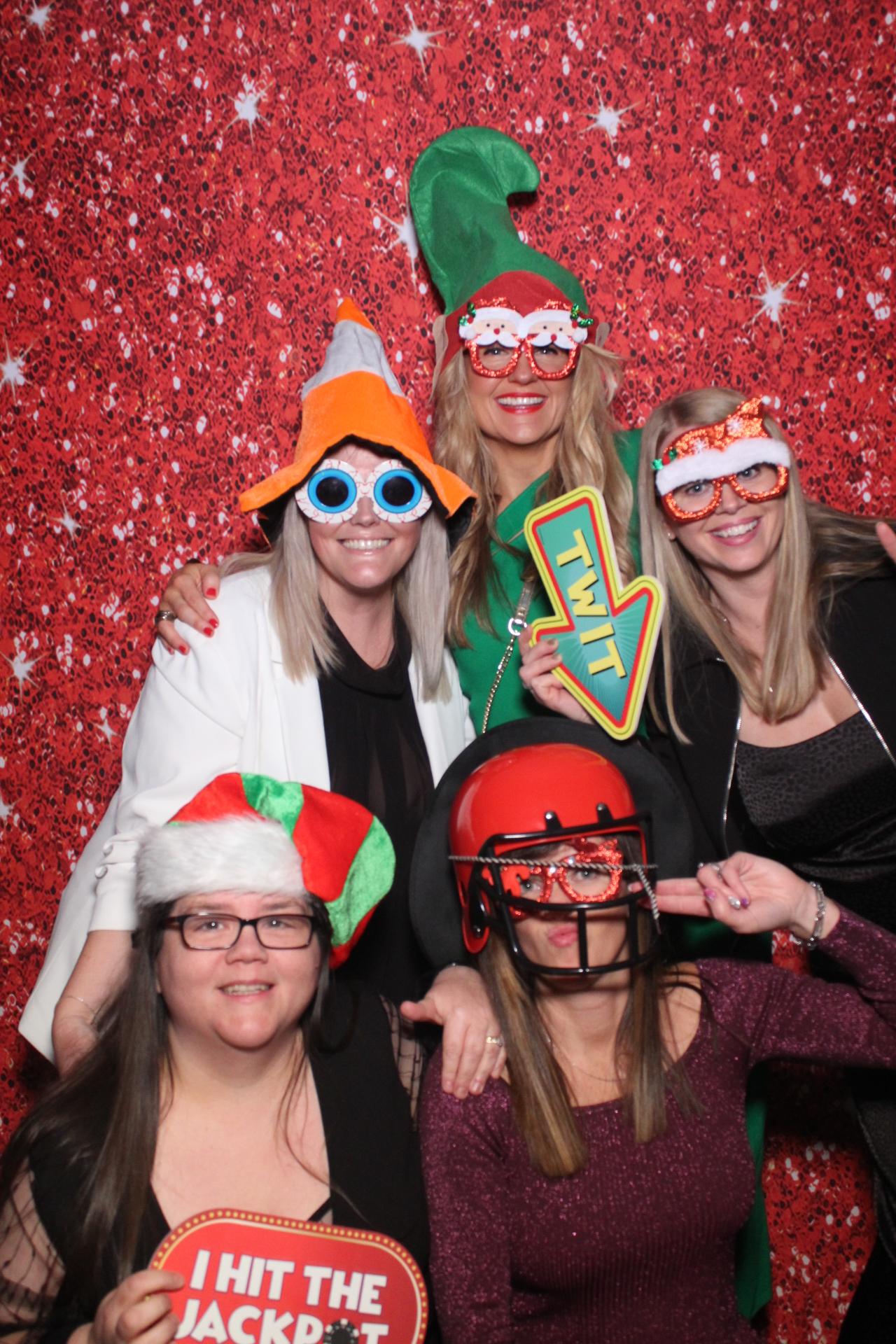 OCL Christmas party  | View more photos from the event at gallery.magicimages.uk/u/MagicImages/OCL-Christmas-party