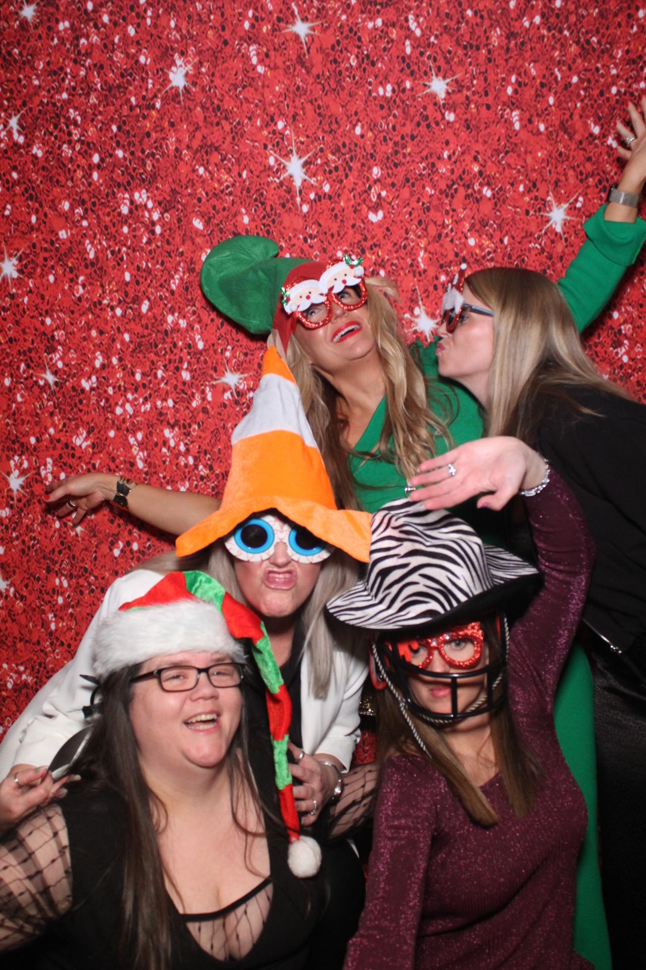 OCL Christmas party  | View more photos from the event at gallery.magicimages.uk/u/MagicImages/OCL-Christmas-party