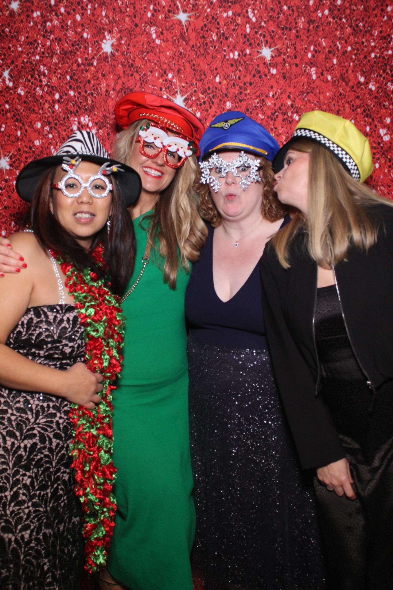 OCL Christmas party  | View more photos from the event at gallery.magicimages.uk/u/MagicImages/OCL-Christmas-party