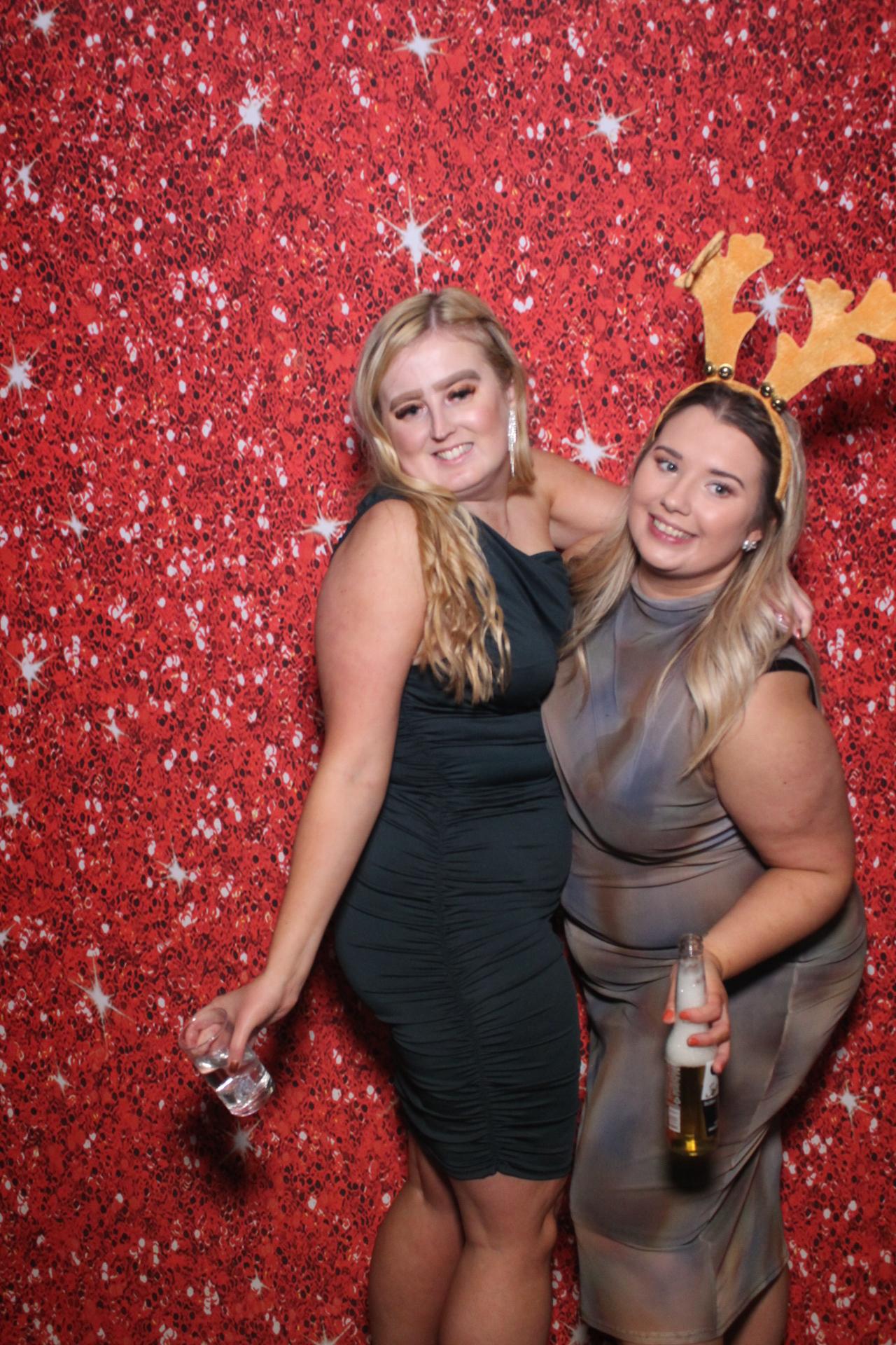 OCL Christmas party  | View more photos from the event at gallery.magicimages.uk/u/MagicImages/OCL-Christmas-party