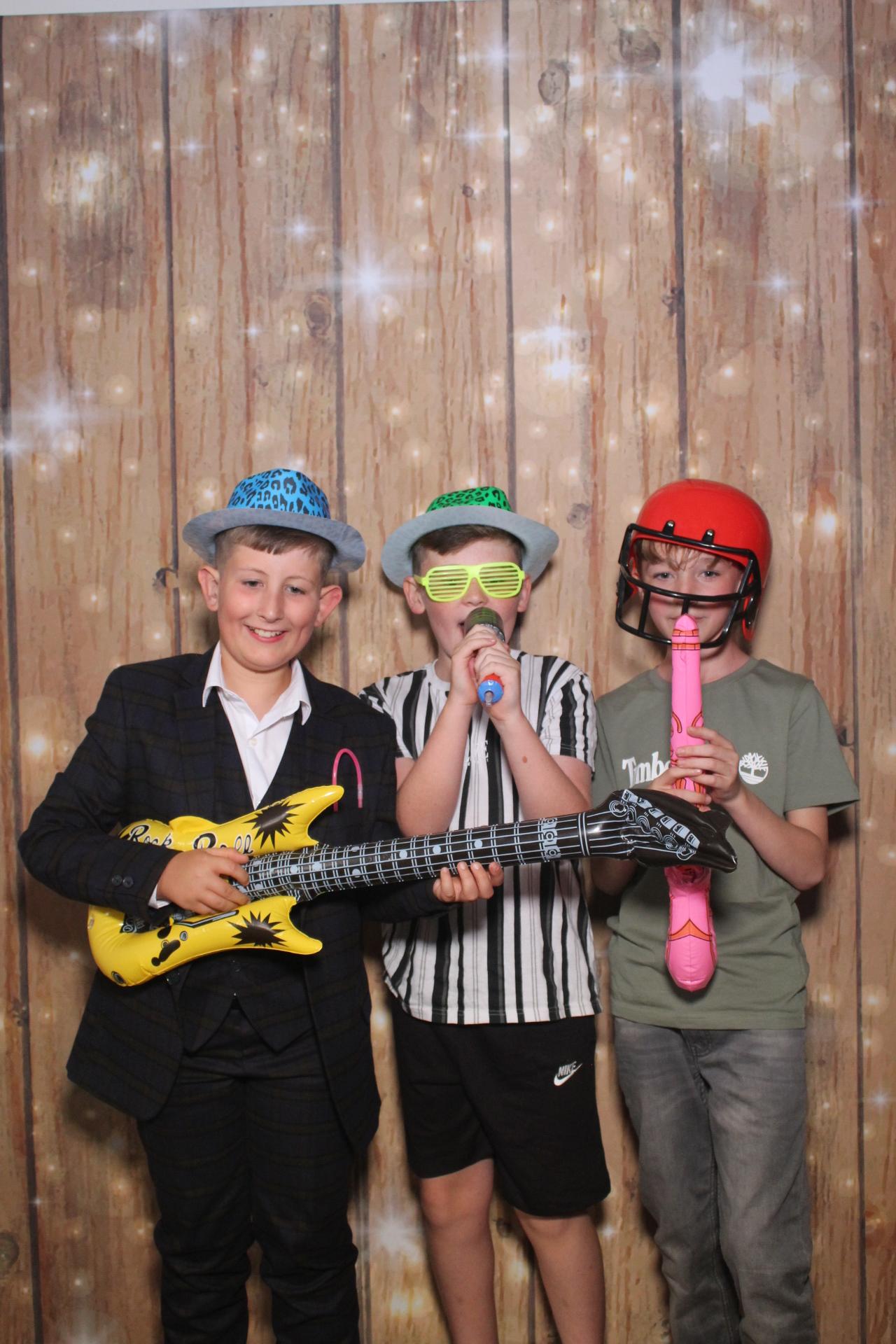 Oakworth Year 6 Leavers Party  | View more photos from the event at gallery.magicimages.uk/u/MagicImages/Oakworth-Year-6-Leavers-Party