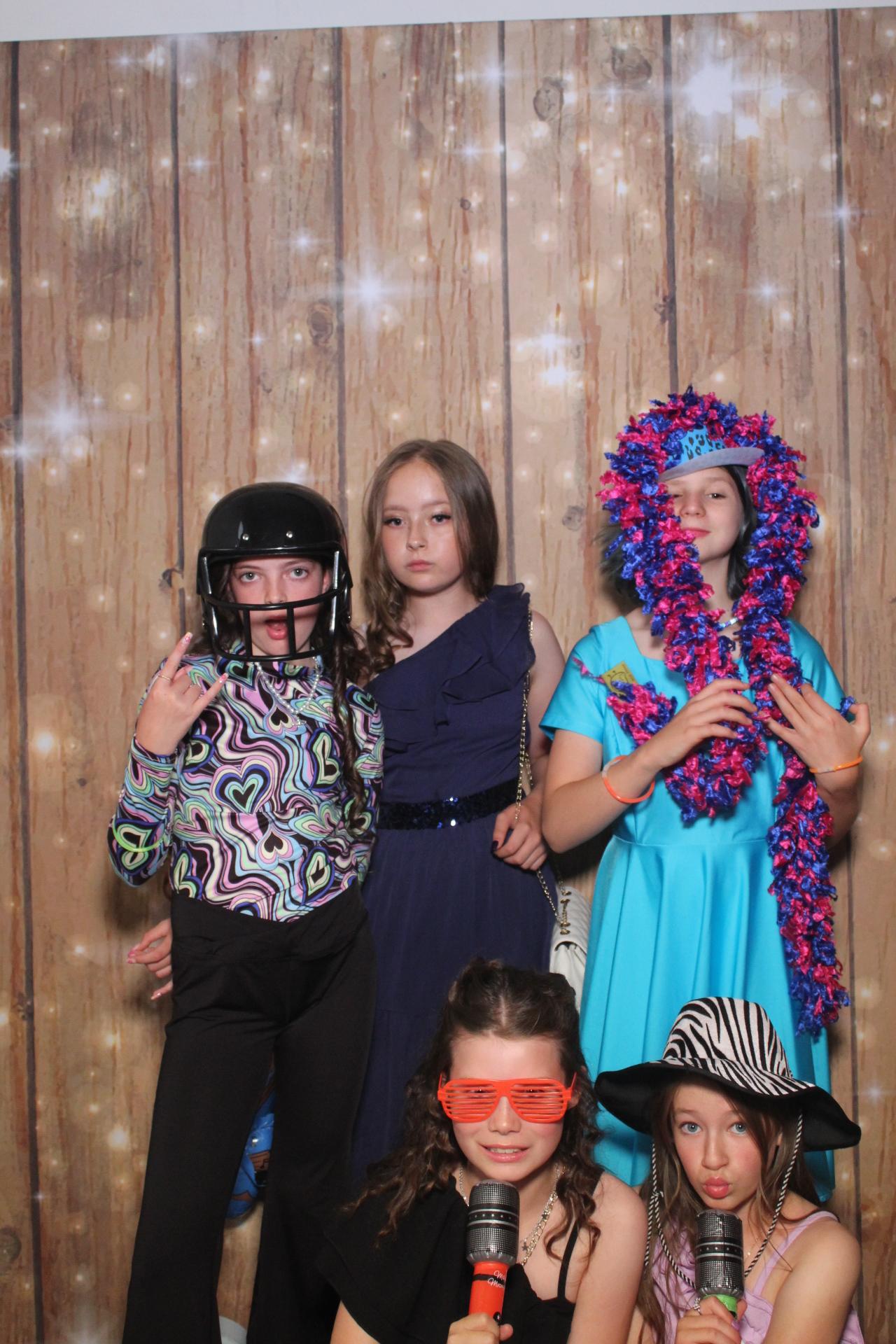 Oakworth Year 6 Leavers Party  | View more photos from the event at gallery.magicimages.uk/u/MagicImages/Oakworth-Year-6-Leavers-Party