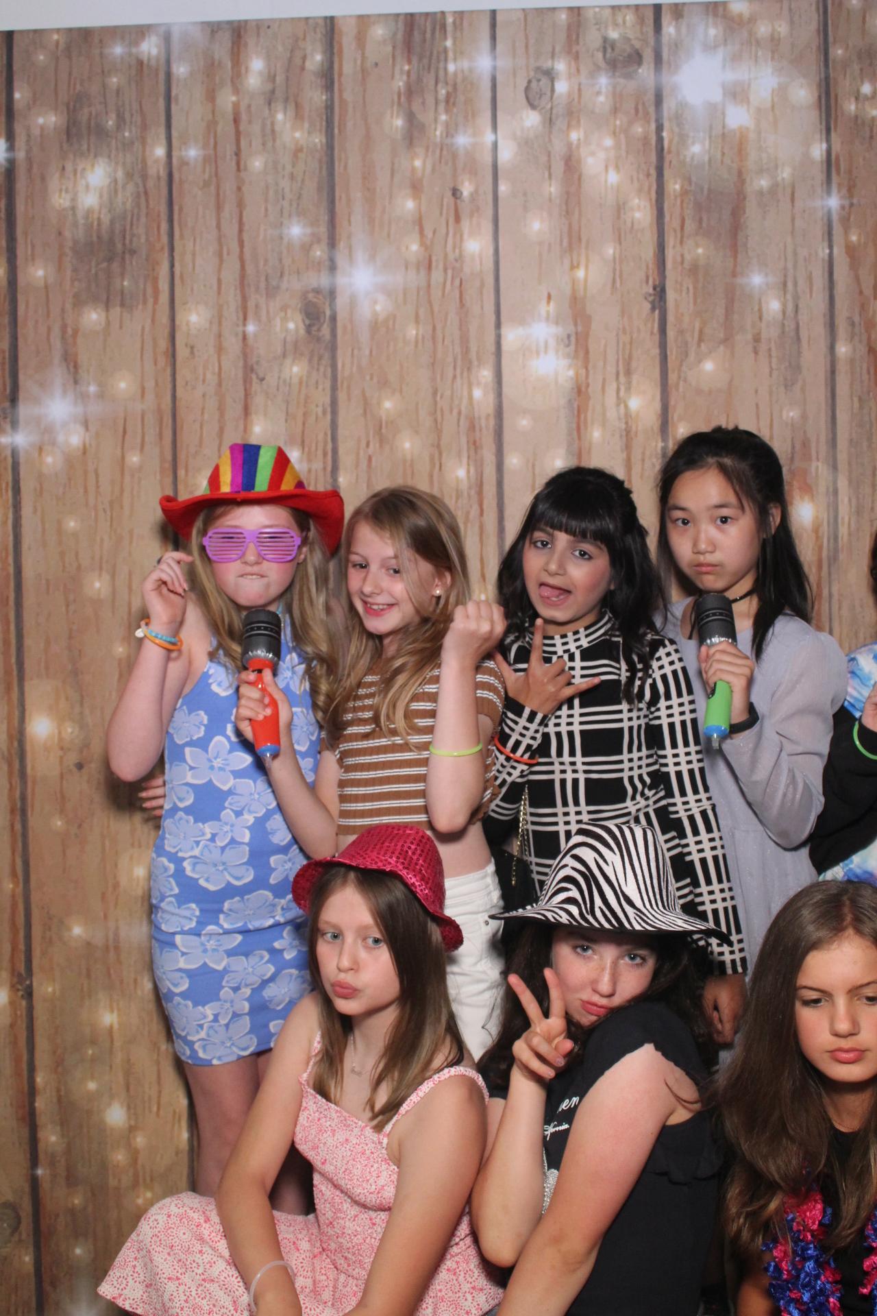 Oakworth Year 6 Leavers Party  | View more photos from the event at gallery.magicimages.uk/u/MagicImages/Oakworth-Year-6-Leavers-Party