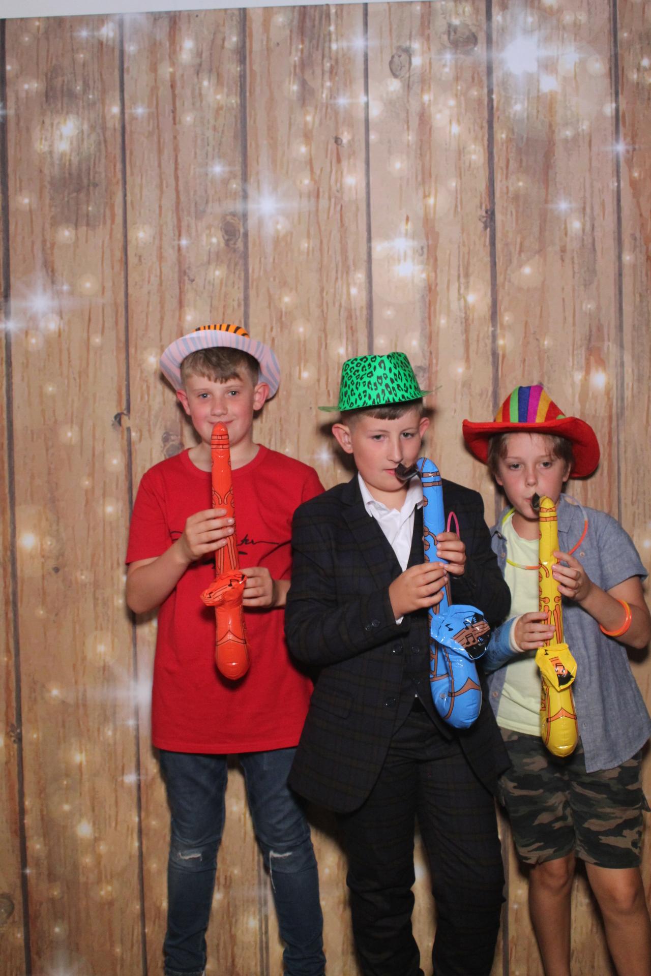 Oakworth Year 6 Leavers Party  | View more photos from the event at gallery.magicimages.uk/u/MagicImages/Oakworth-Year-6-Leavers-Party
