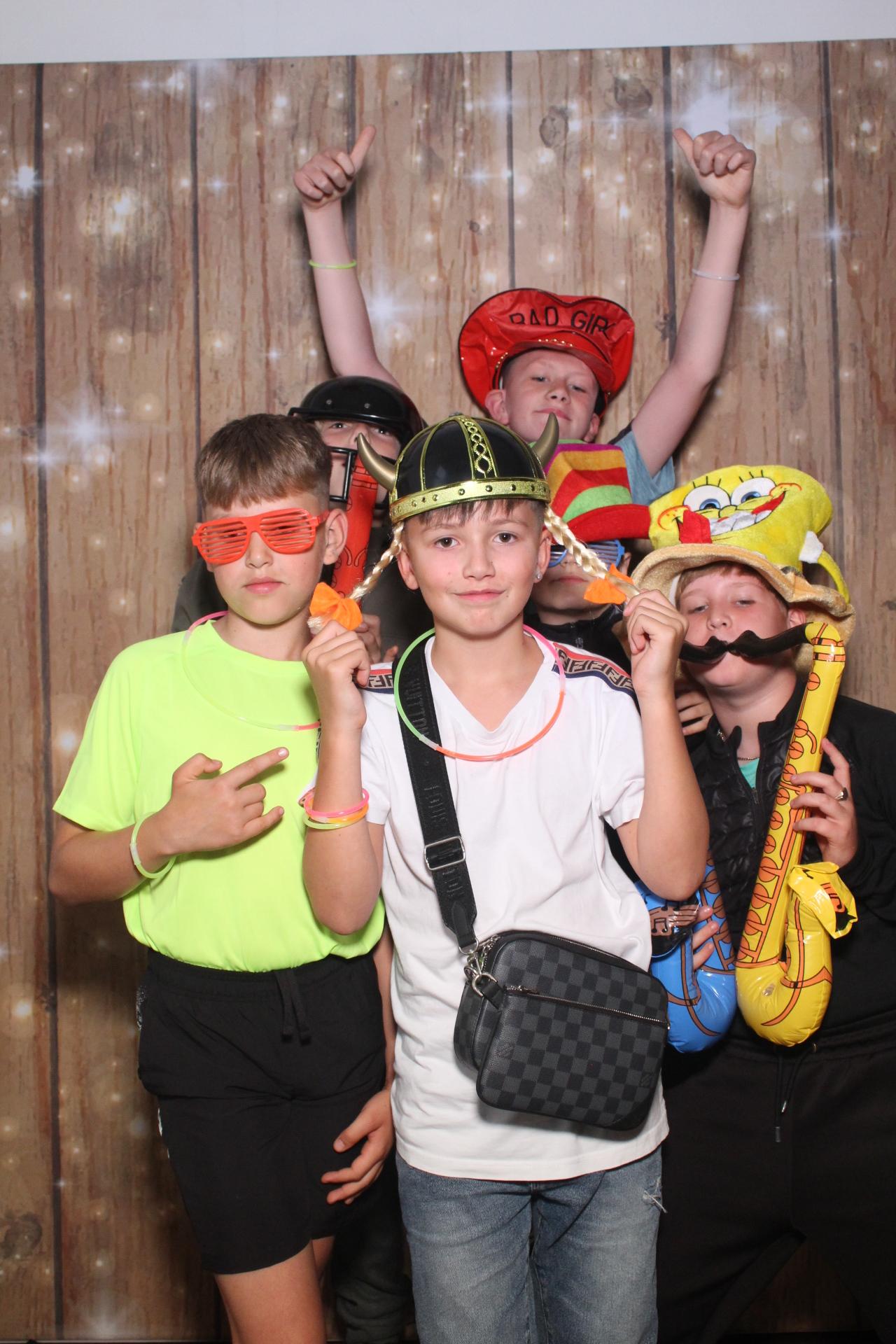 Oakworth Year 6 Leavers Party  | View more photos from the event at gallery.magicimages.uk/u/MagicImages/Oakworth-Year-6-Leavers-Party