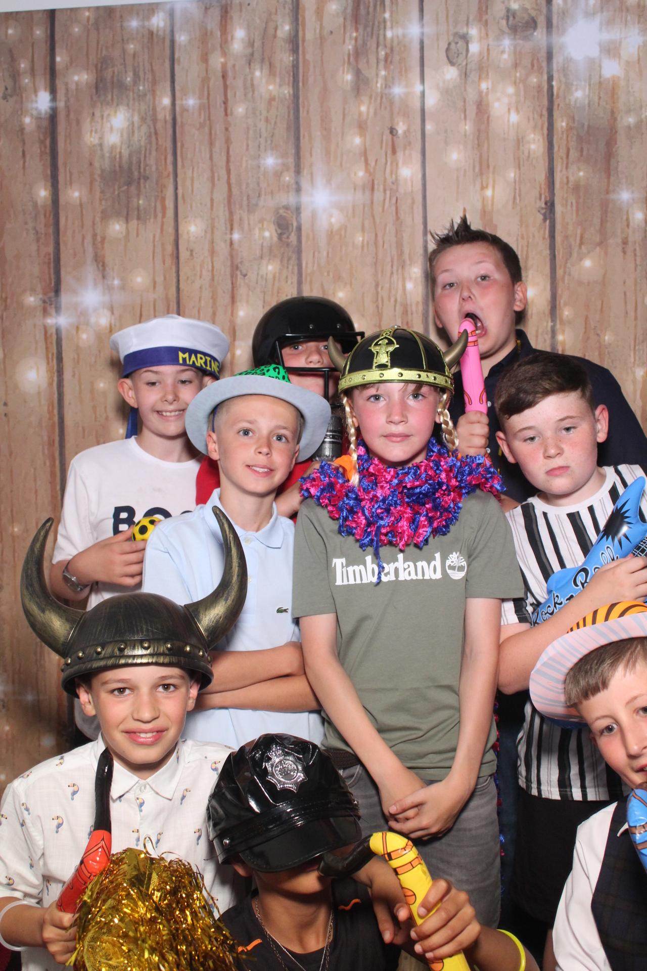 Oakworth Year 6 Leavers Party  | View more photos from the event at gallery.magicimages.uk/u/MagicImages/Oakworth-Year-6-Leavers-Party