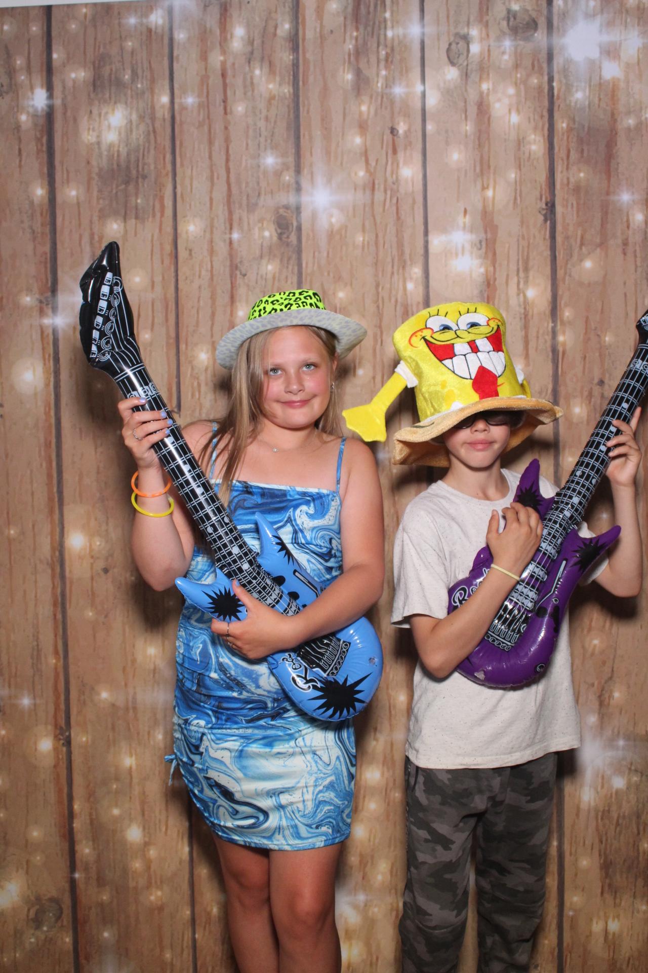 Oakworth Year 6 Leavers Party  | View more photos from the event at gallery.magicimages.uk/u/MagicImages/Oakworth-Year-6-Leavers-Party