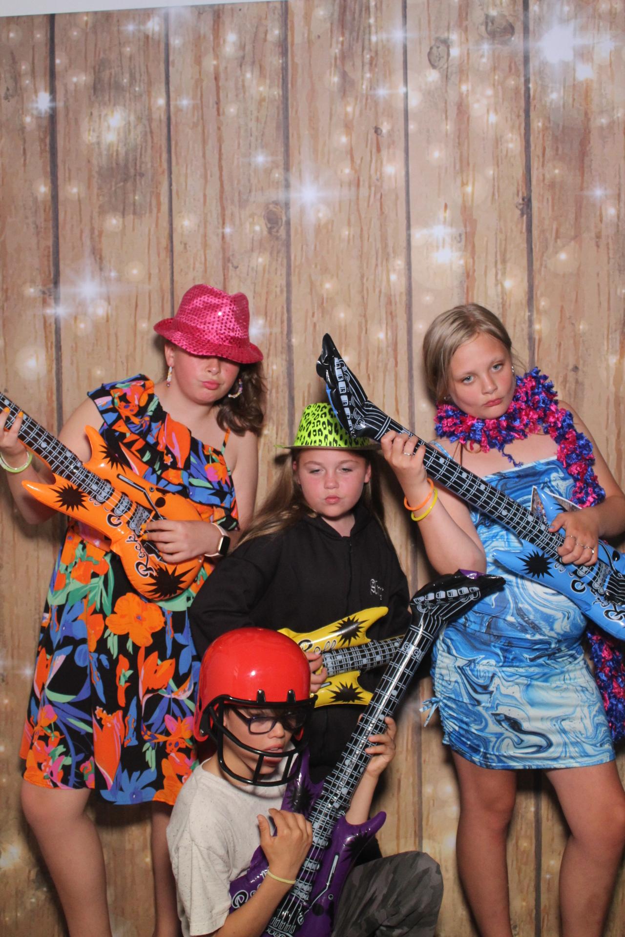 Oakworth Year 6 Leavers Party  | View more photos from the event at gallery.magicimages.uk/u/MagicImages/Oakworth-Year-6-Leavers-Party