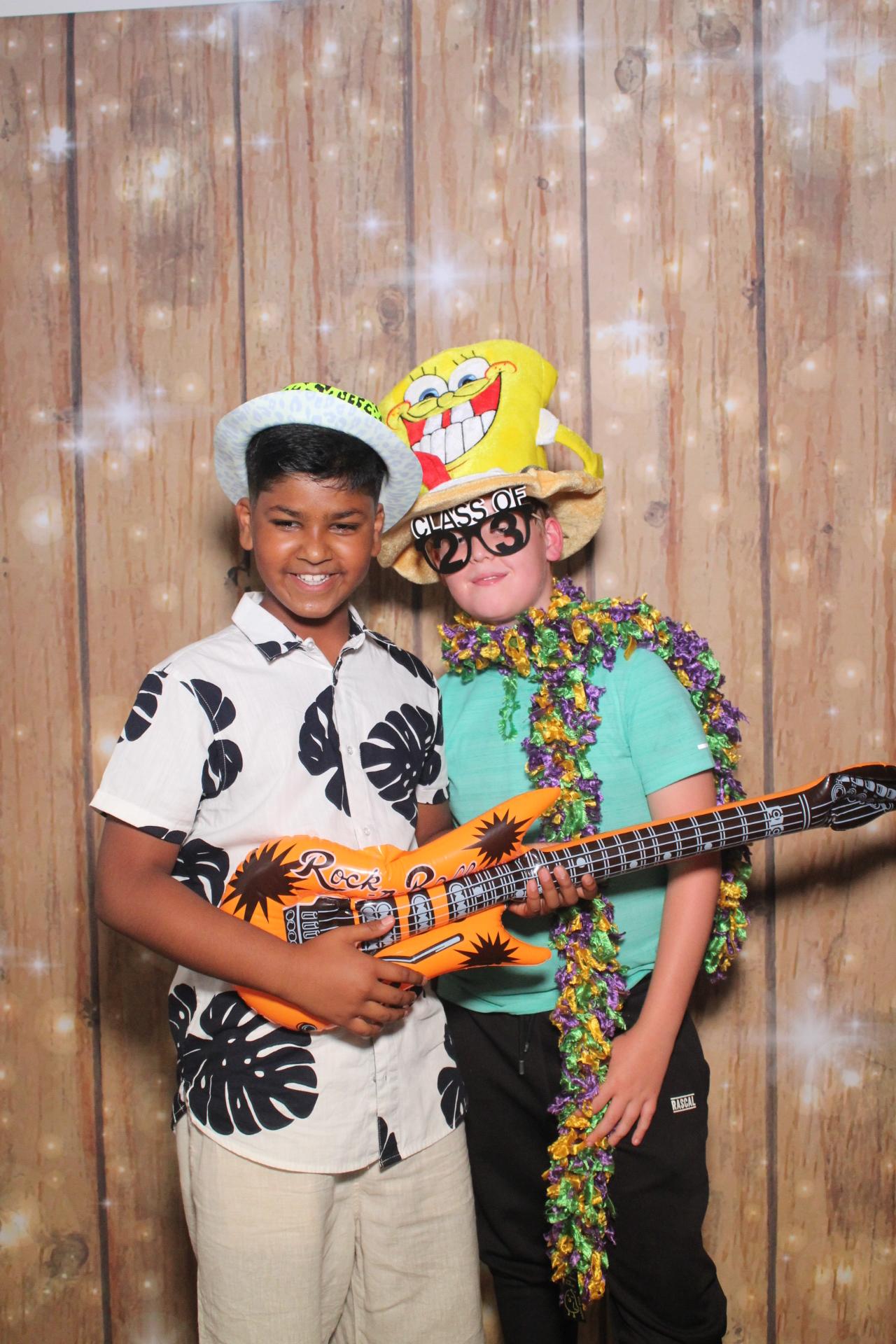 Oakworth Year 6 Leavers Party  | View more photos from the event at gallery.magicimages.uk/u/MagicImages/Oakworth-Year-6-Leavers-Party