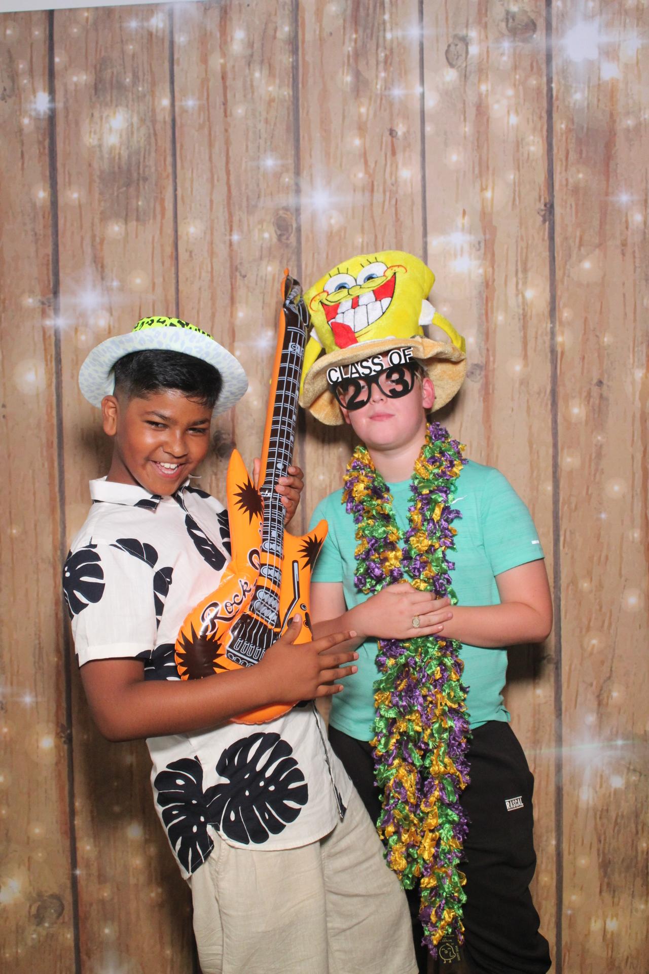 Oakworth Year 6 Leavers Party  | View more photos from the event at gallery.magicimages.uk/u/MagicImages/Oakworth-Year-6-Leavers-Party